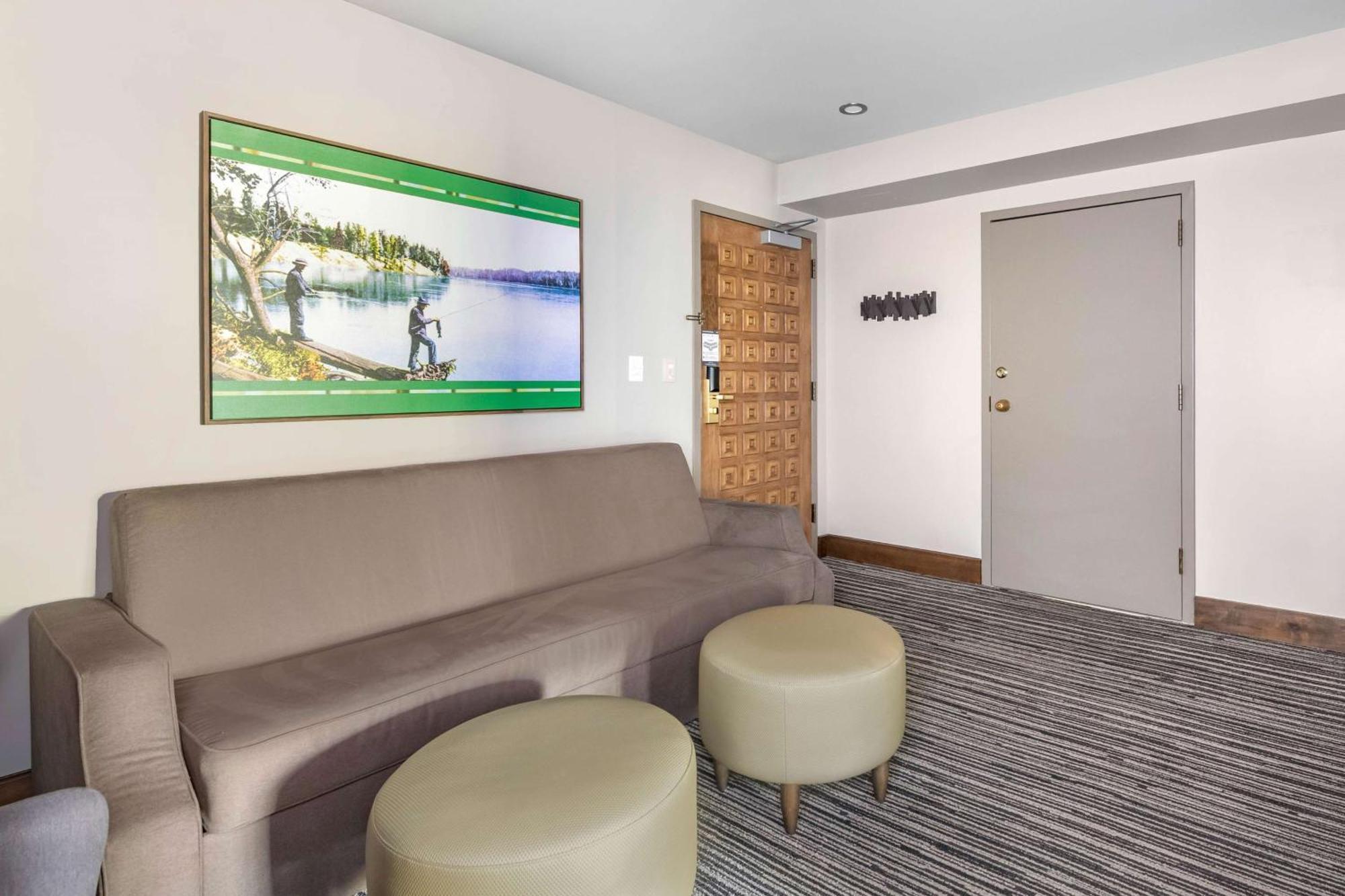 One-Bedroom King Suite with Sofa Bed