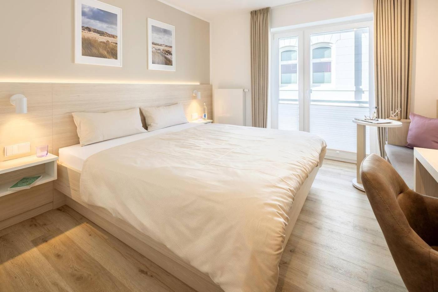 Double Room,1499309410:JPEG