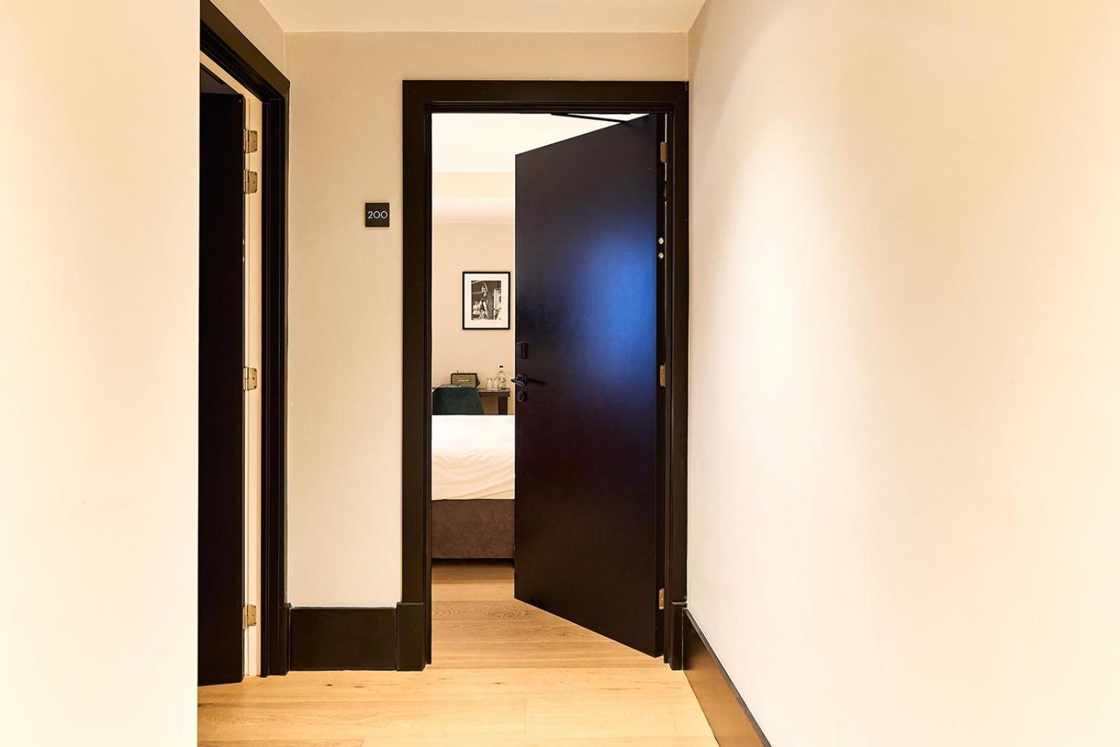 Family Room,1499316283:JPEG