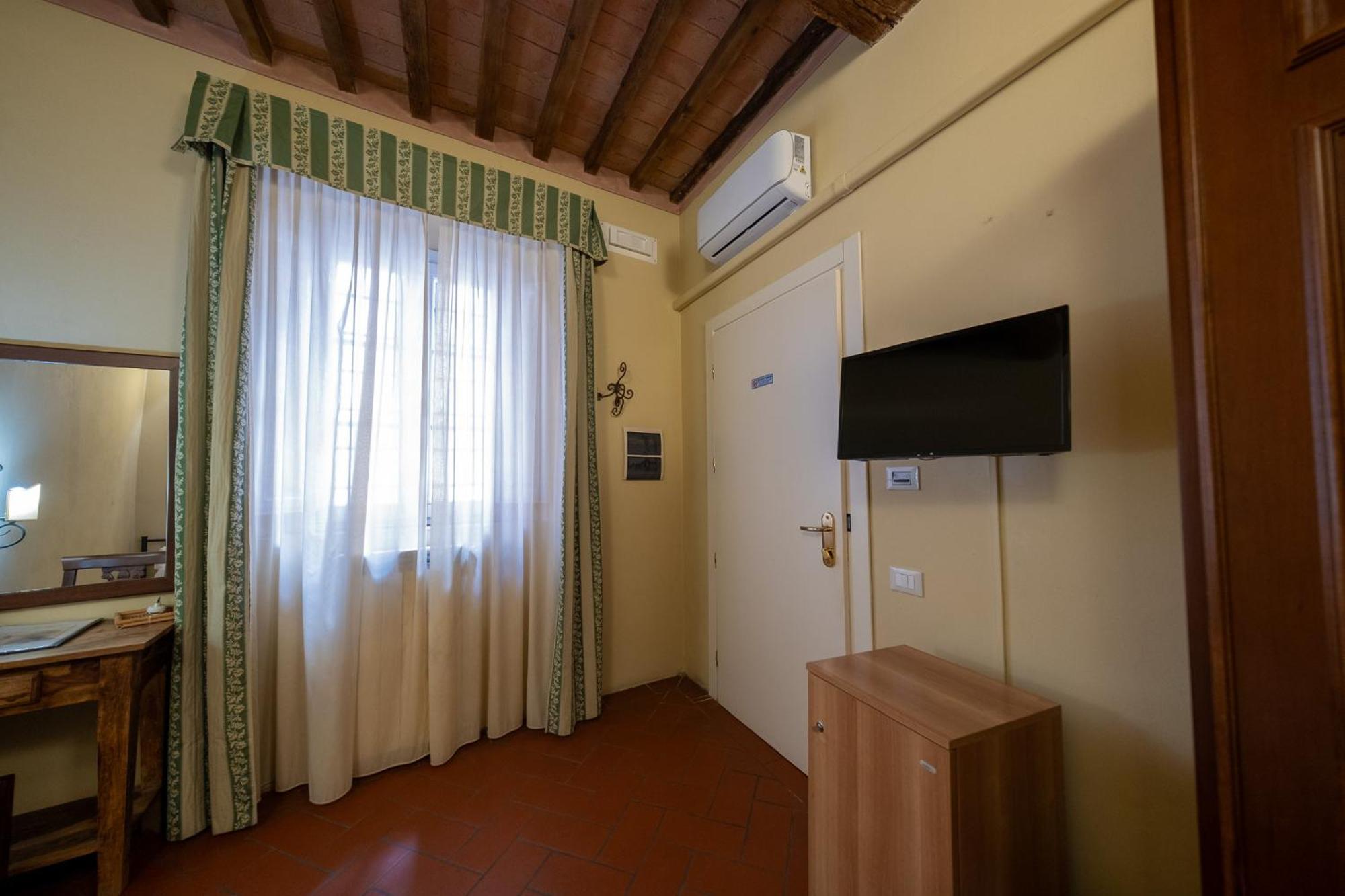 Budget Single Room
