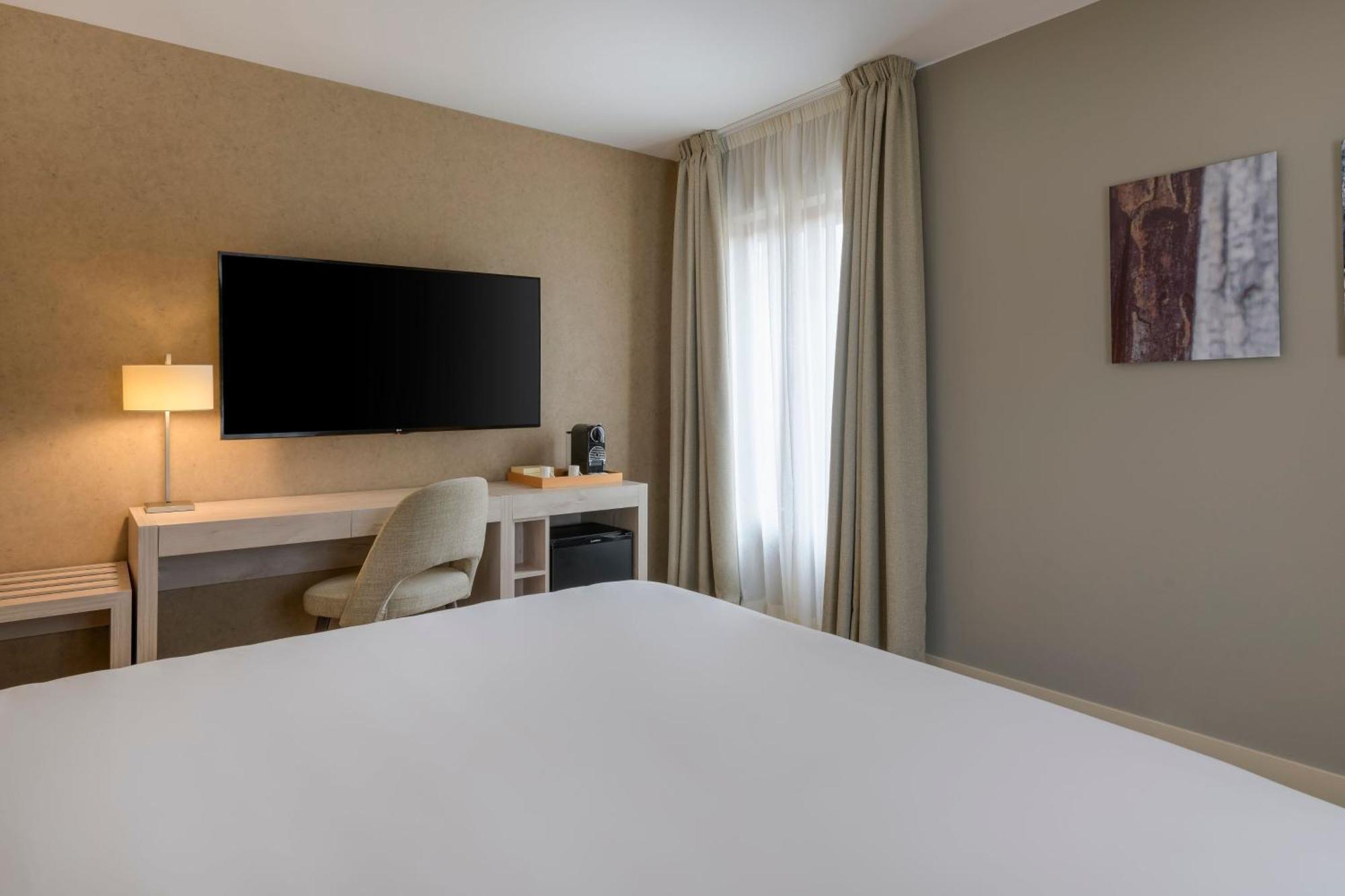 Deluxe King Room,1501650334:JPEG