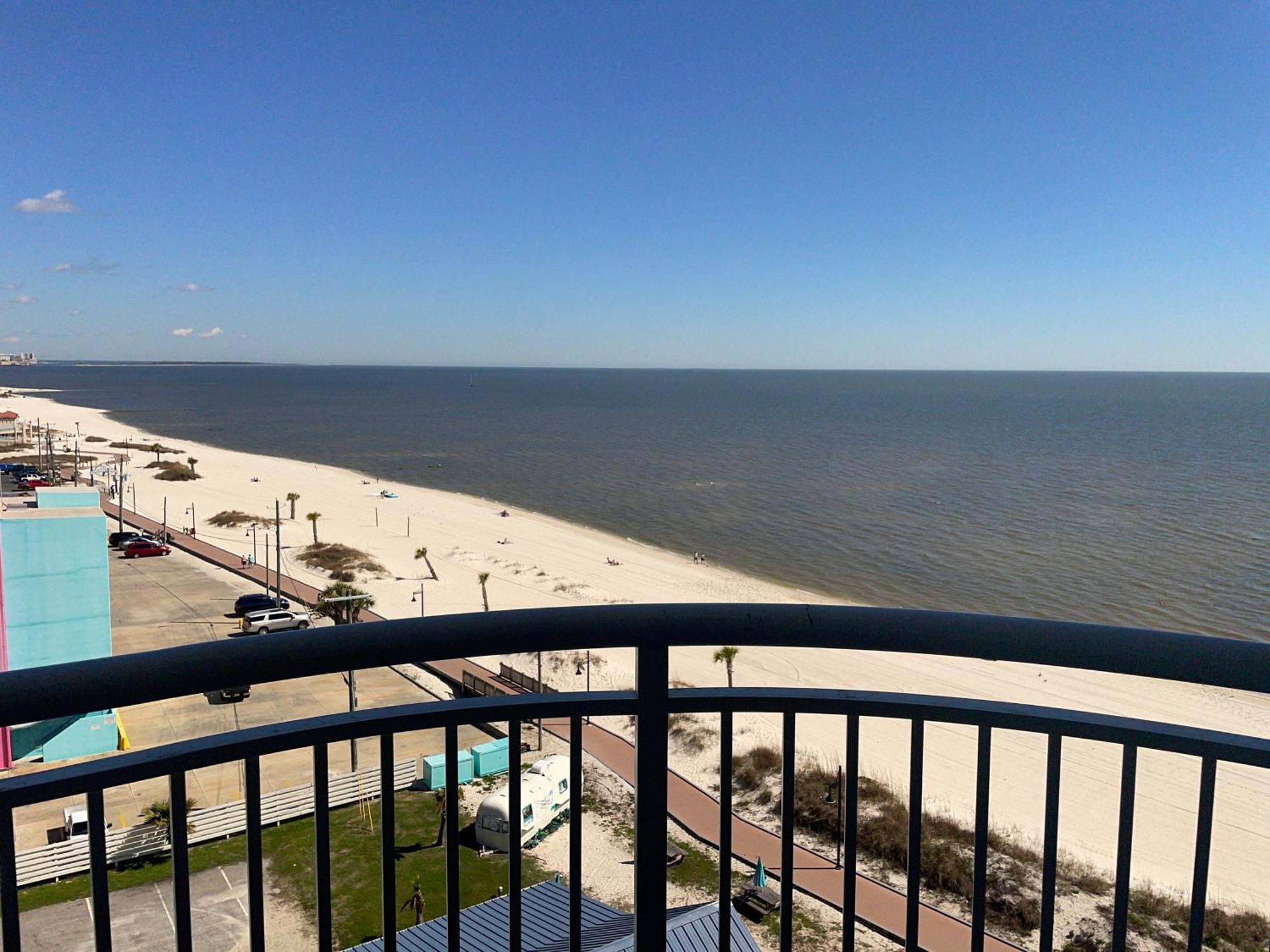 One Bedroom Deluxe Suite Partial Ocean View
