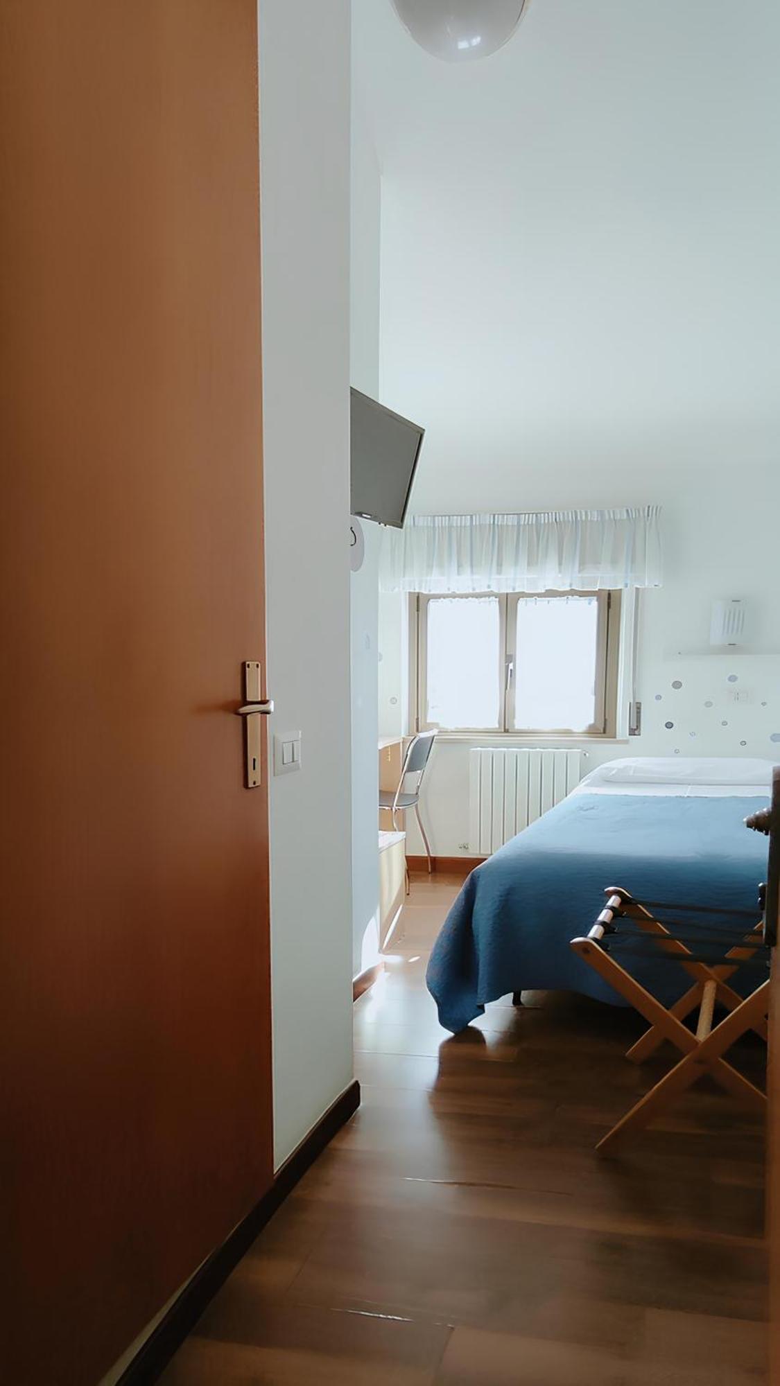 Single Room,1499451715:JPEG