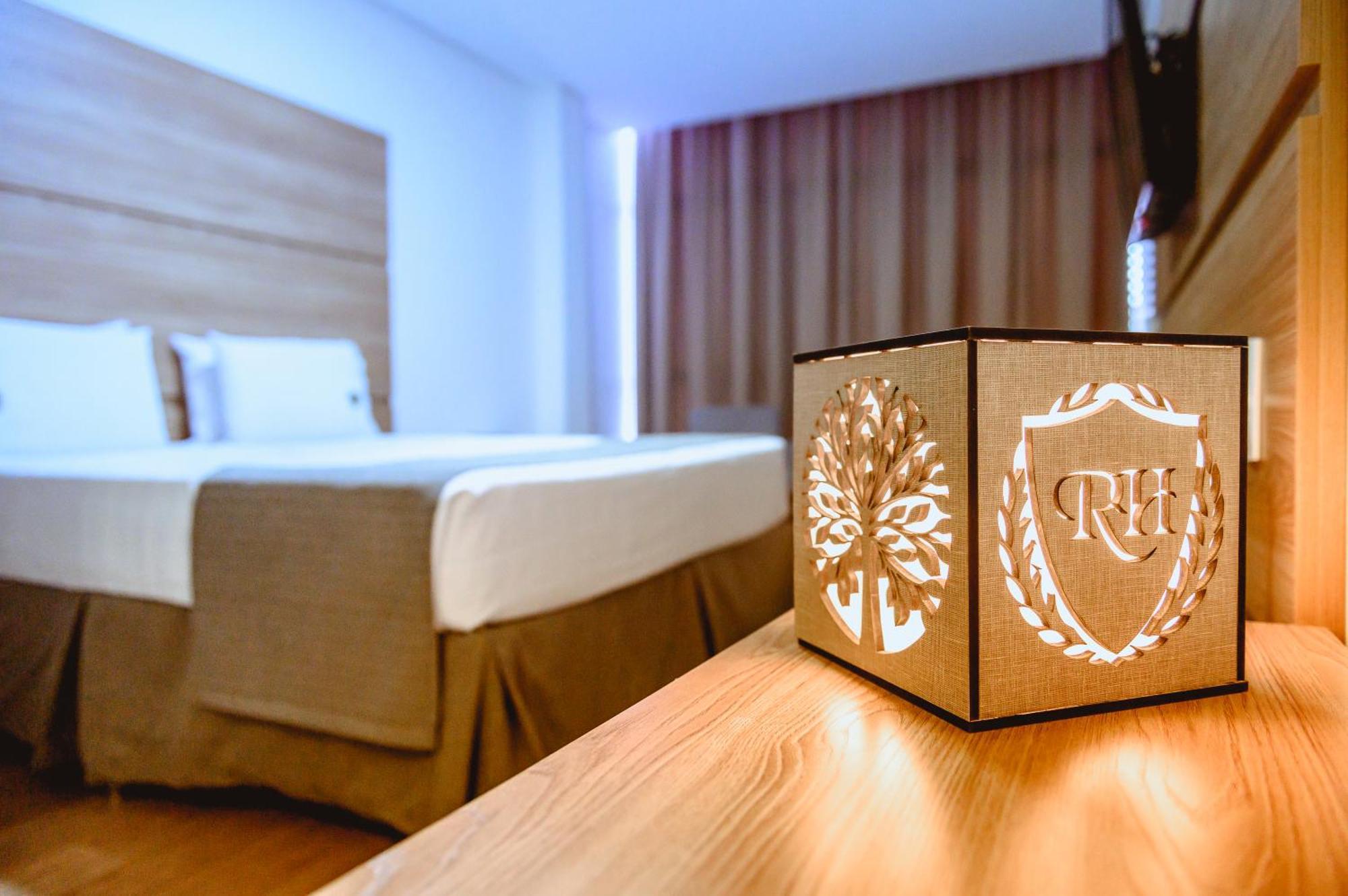 Quarto Confort com cama casal,1517424538:JPEG