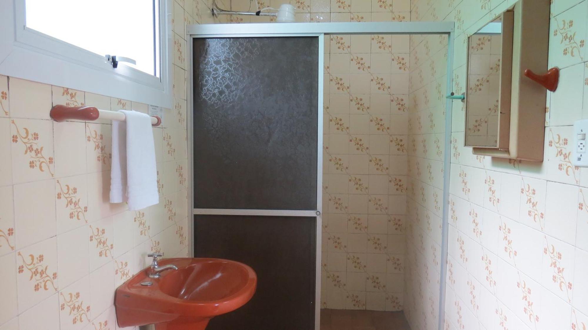 Simple Triple Room