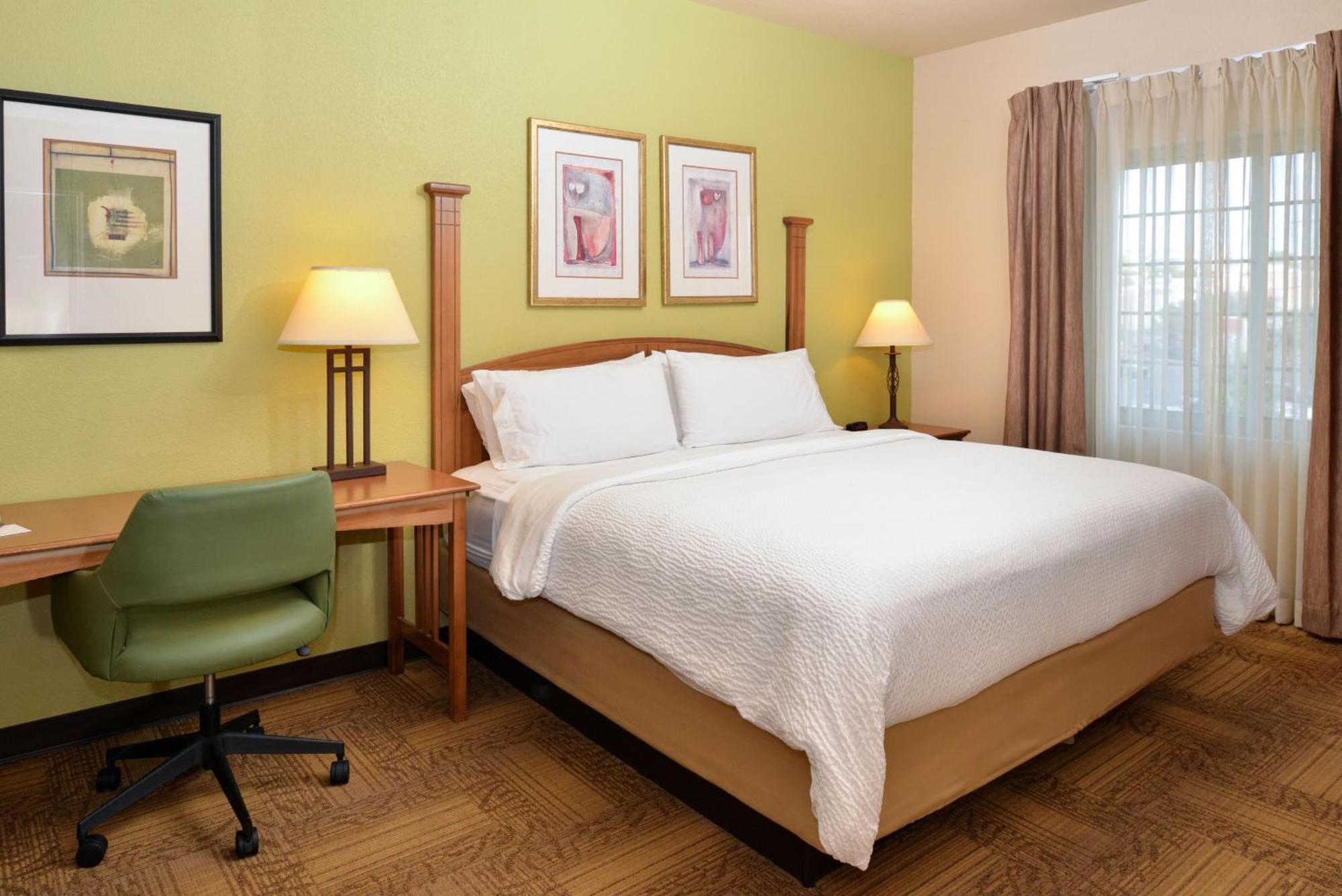 Two-Bedroom Suite