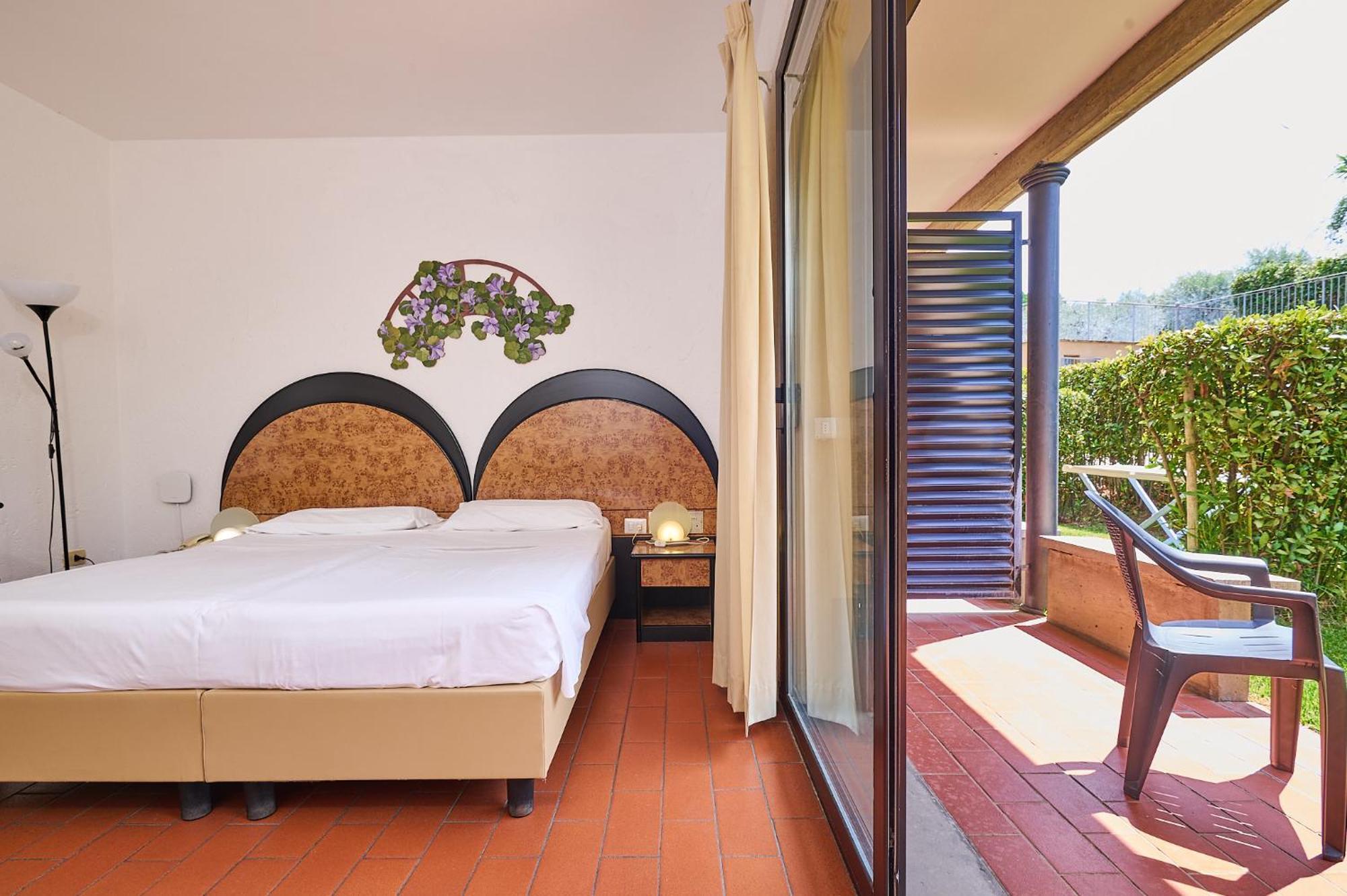 Double Room,1499755126:JPEG