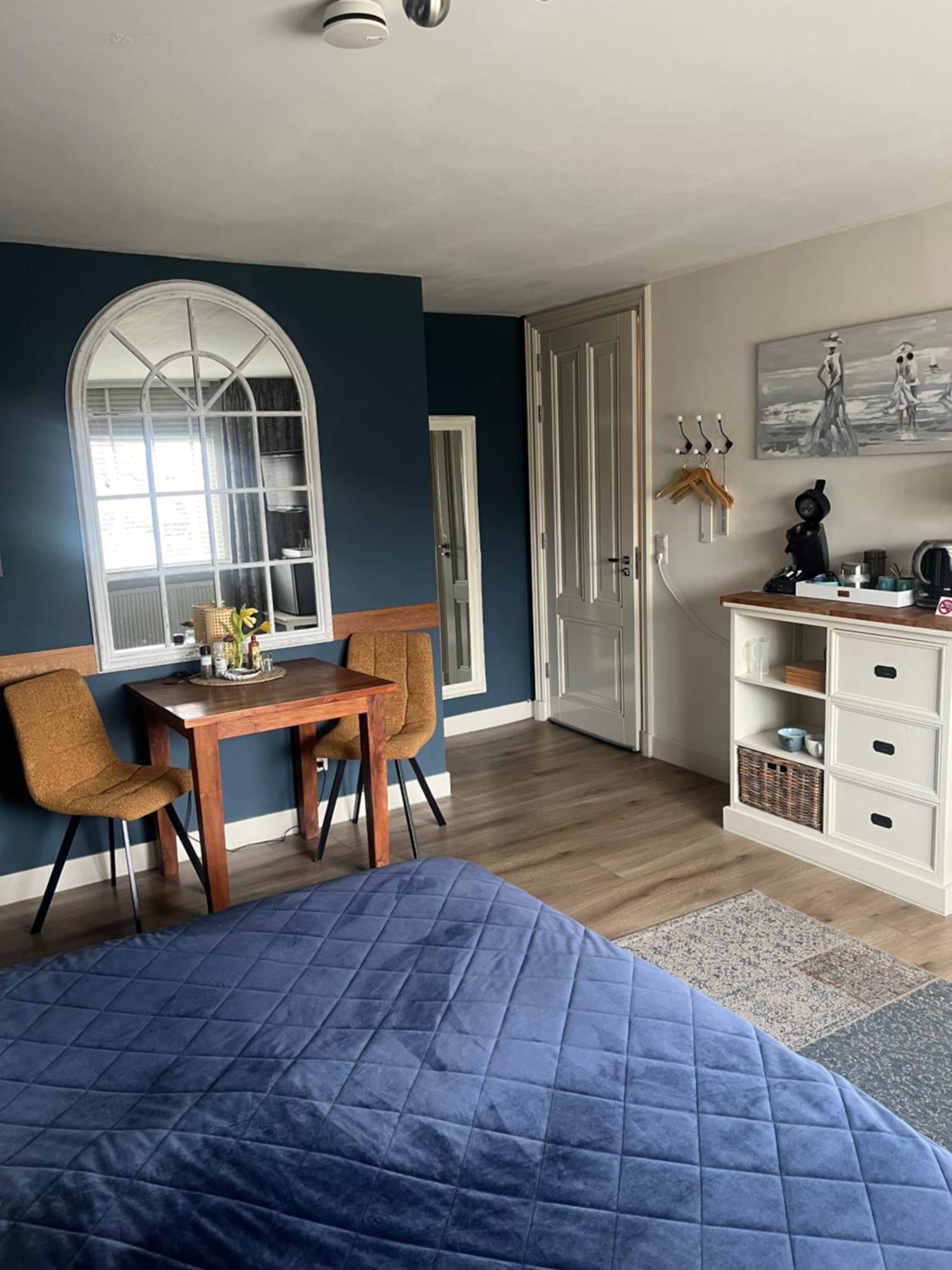 Double Room Bath