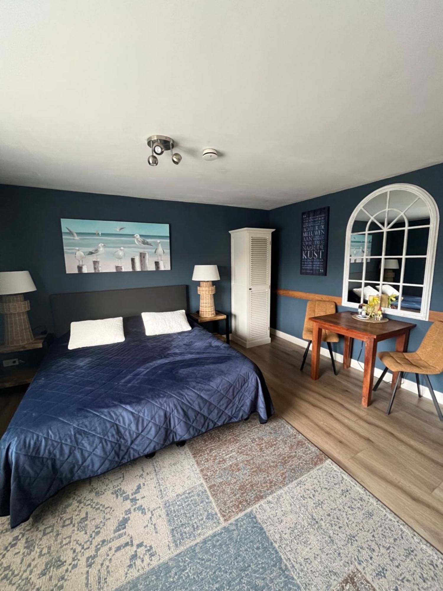 Double Room Bath