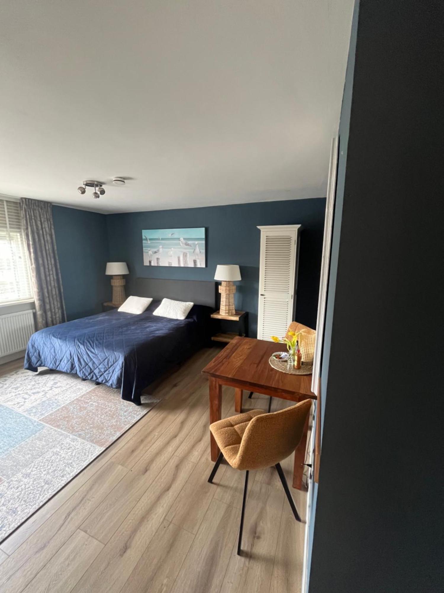 Double Room Bath