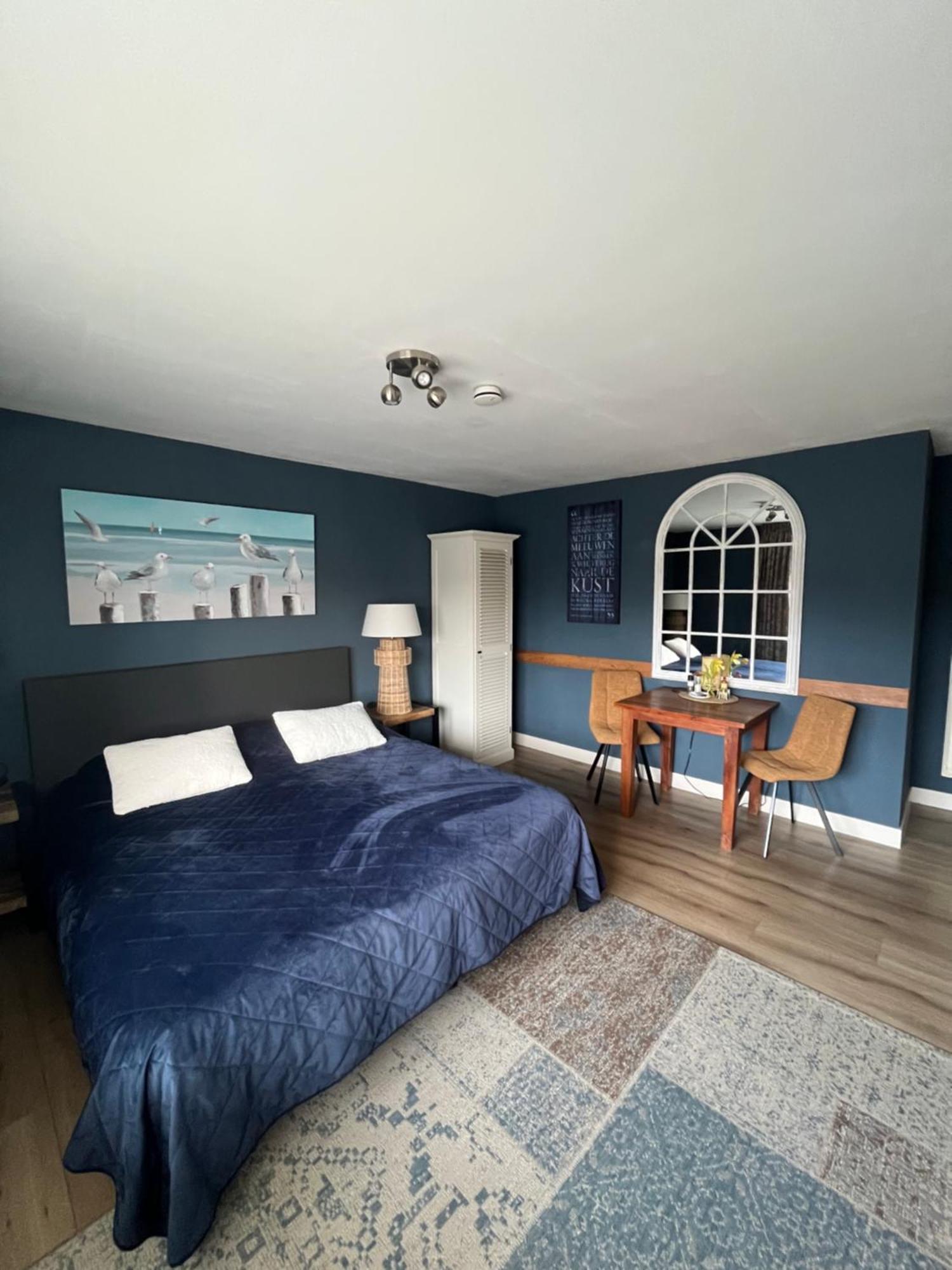 Double Room Bath