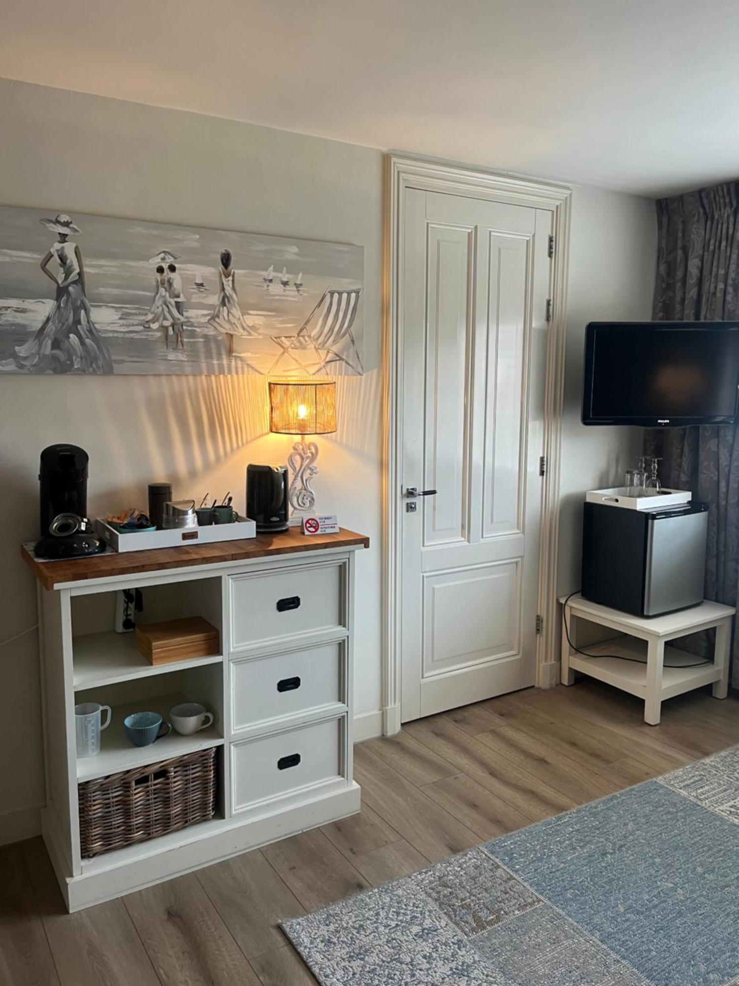Double Room Bath