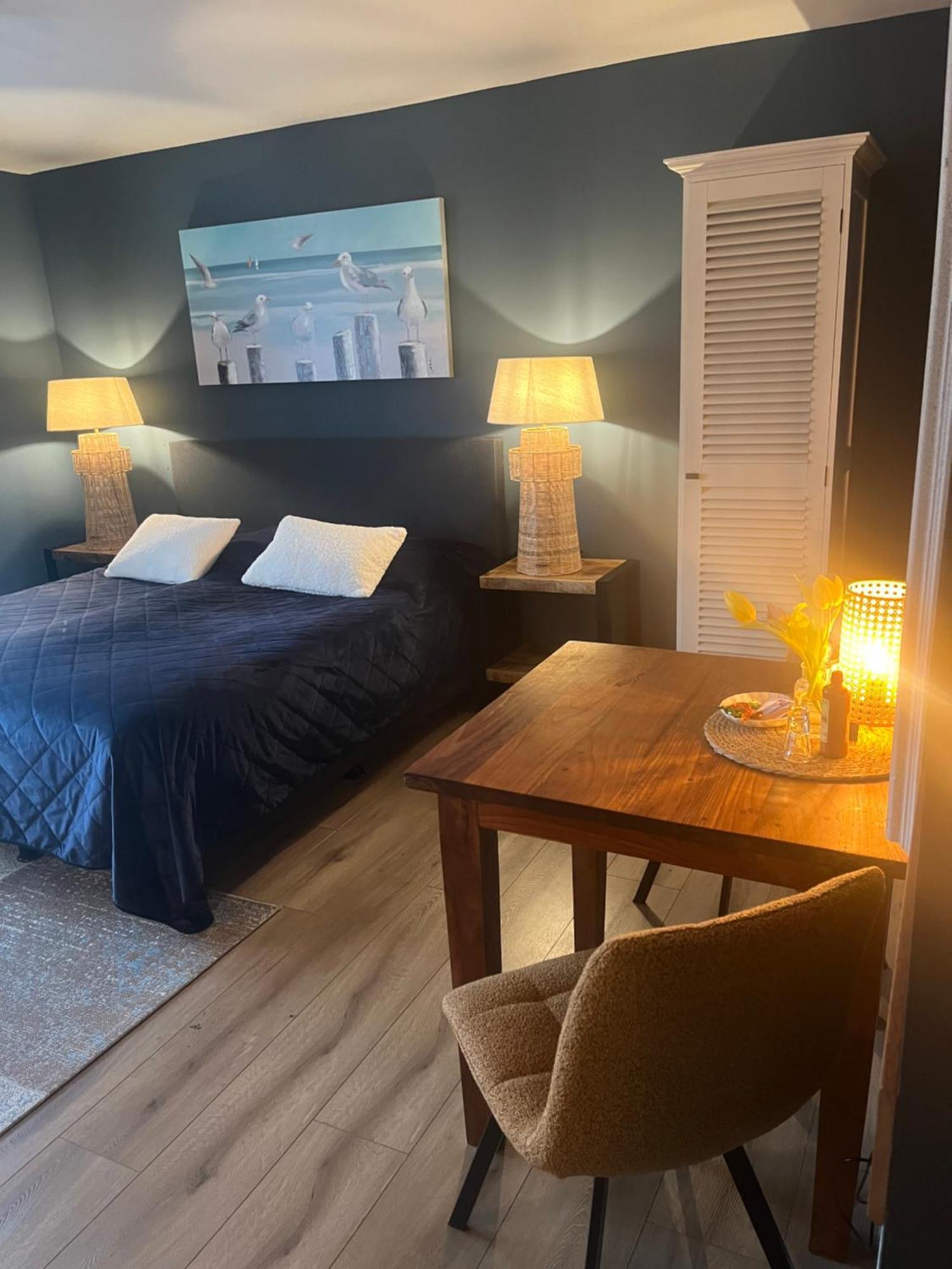 Double Room Bath