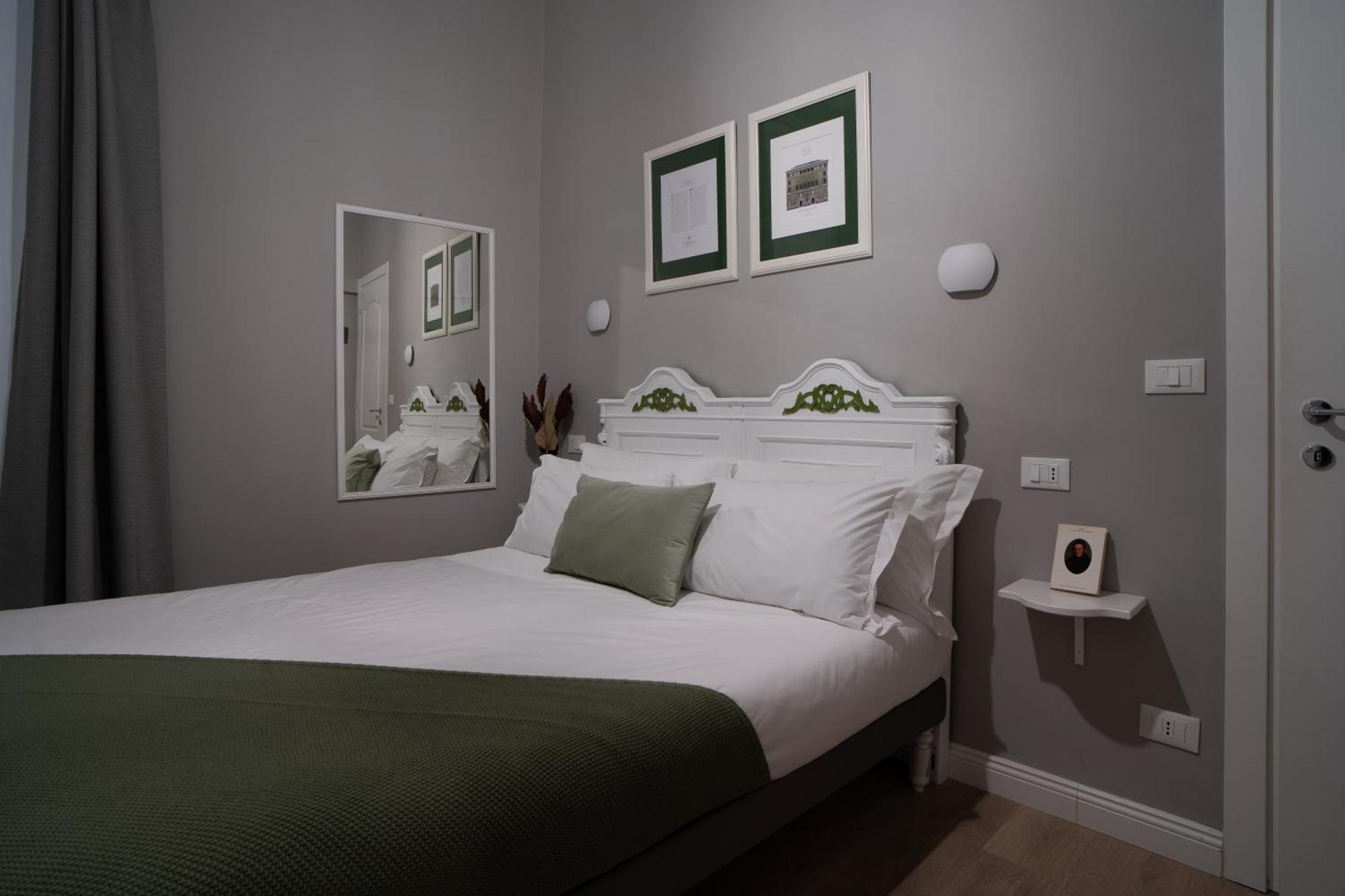 Double Room Private Bathroom