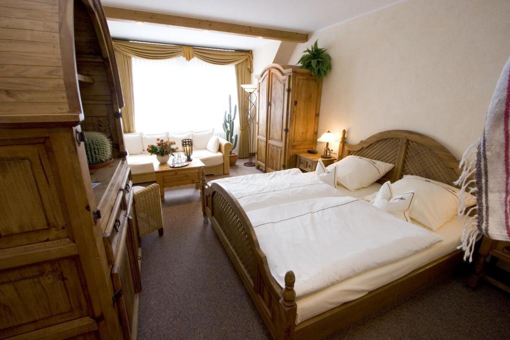 Double Room,15051112:JPEG