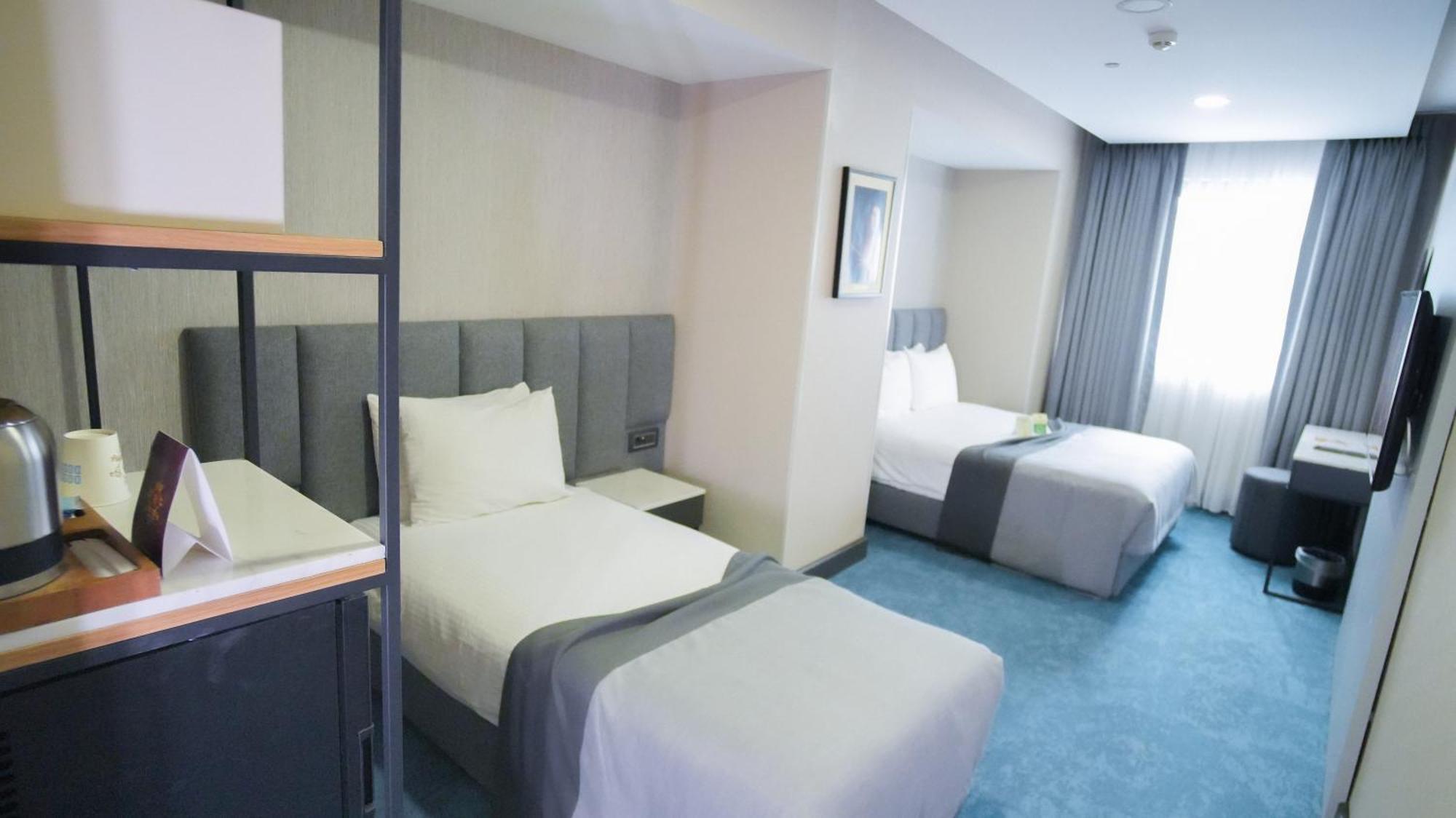 Classic Triple Room