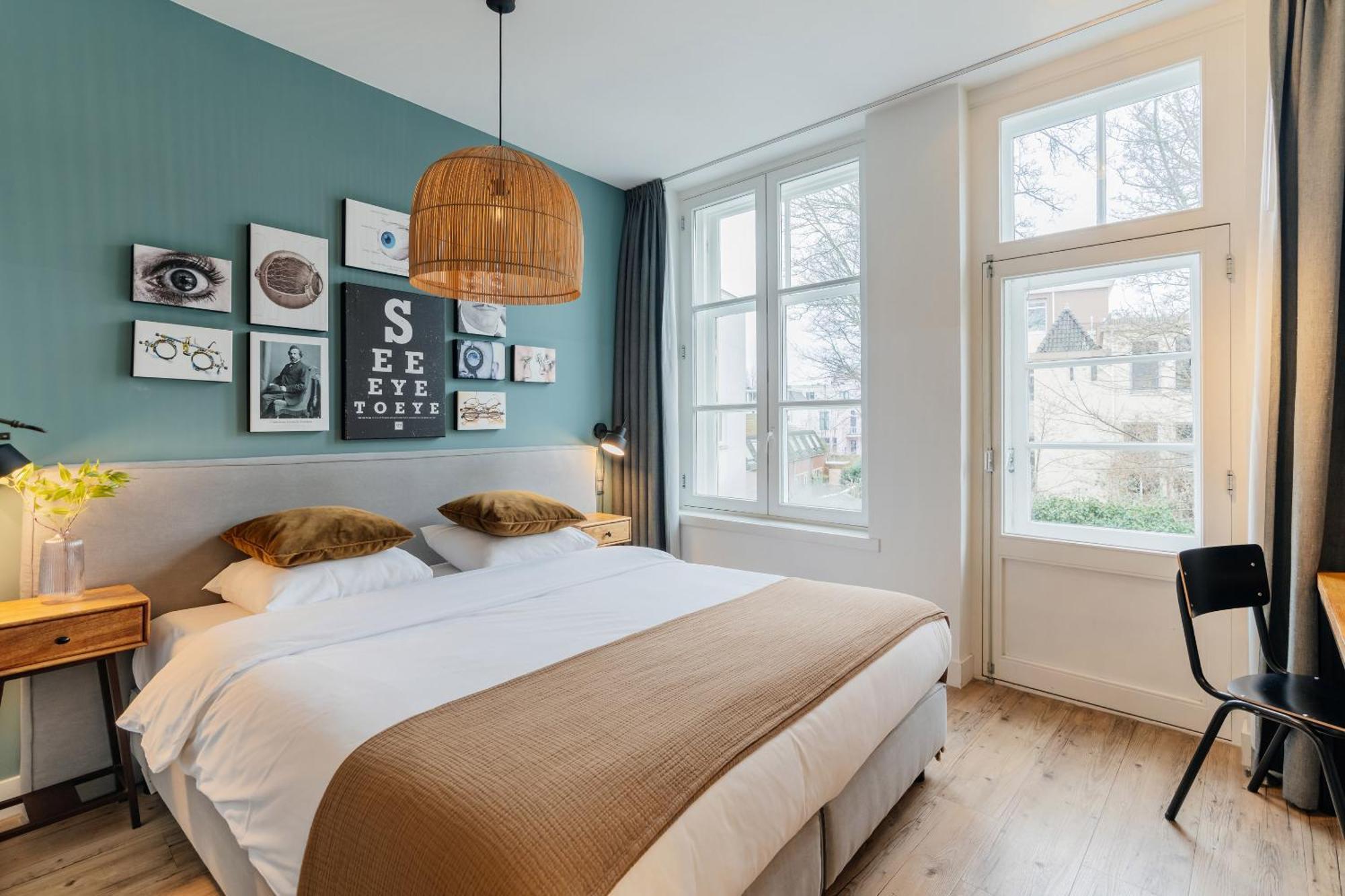 Large Double Room,1500059842:JPEG
