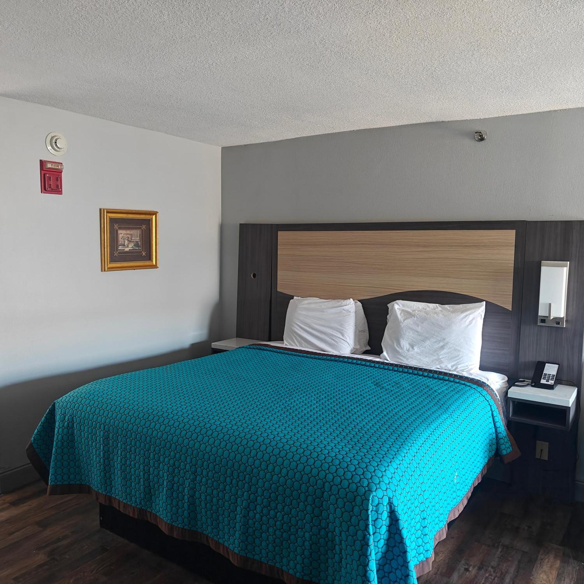 King Room,1500104104:JPEG