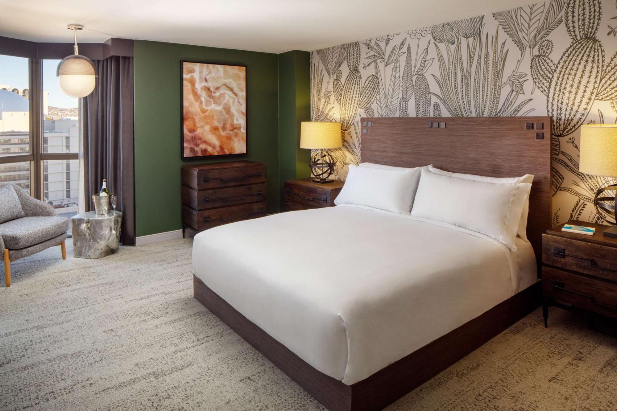 Queen Room Two Queen Beds