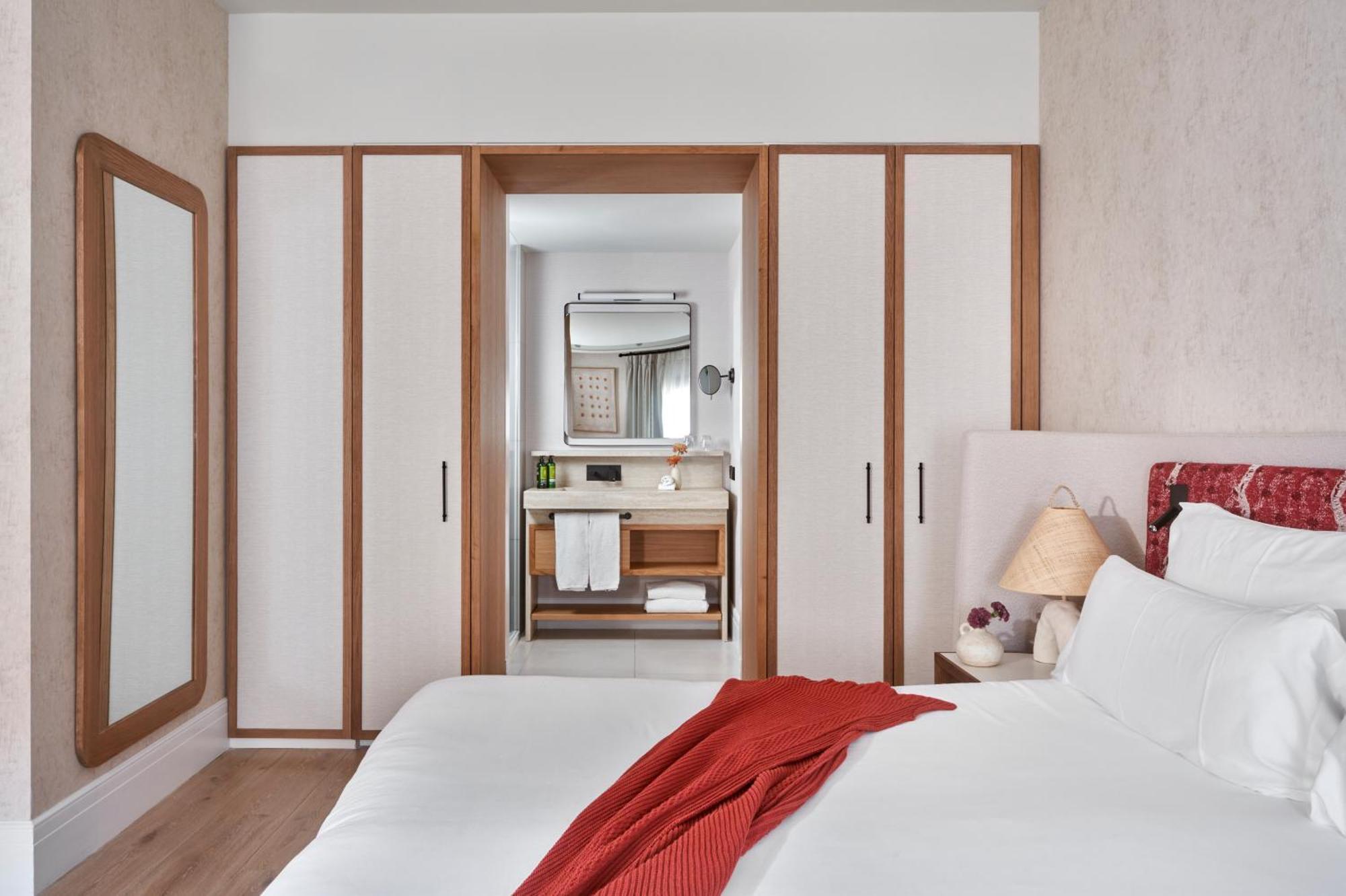 Superior Double or Twin Room,1500126883:JPEG