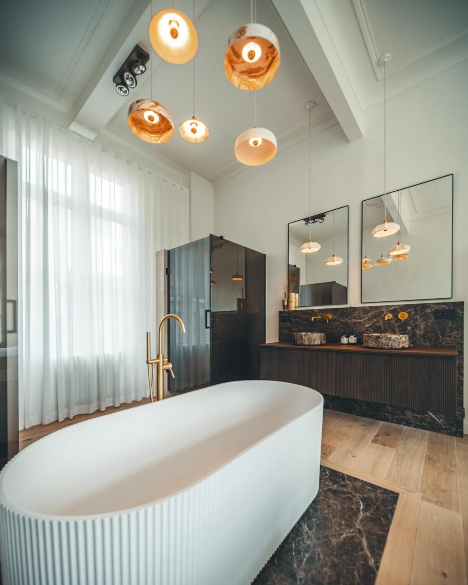 Deluxe Double Room Bath