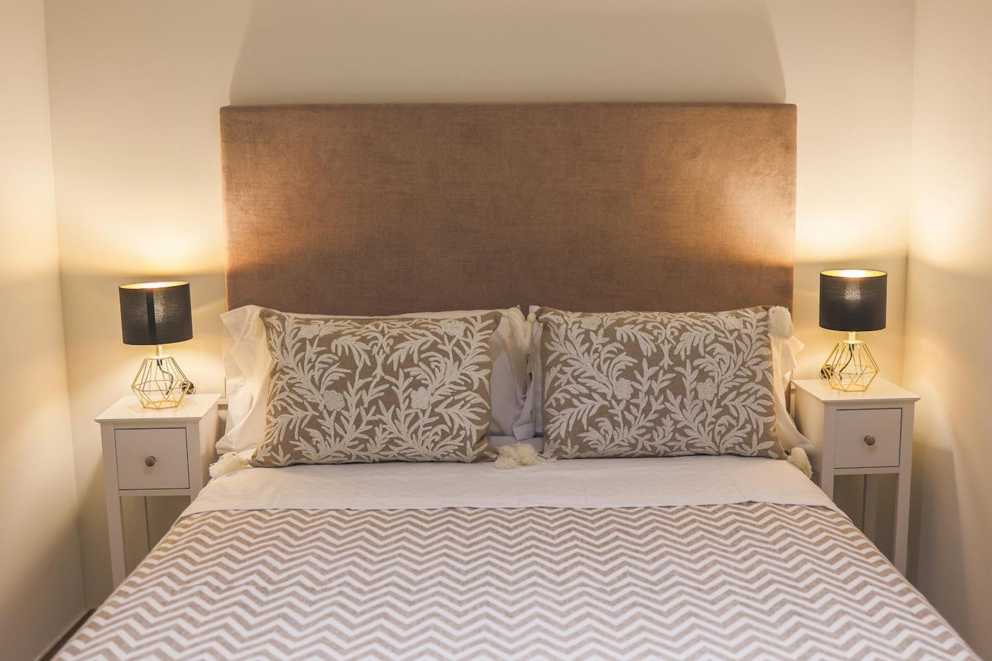 Double Room,1593876280:JPEG