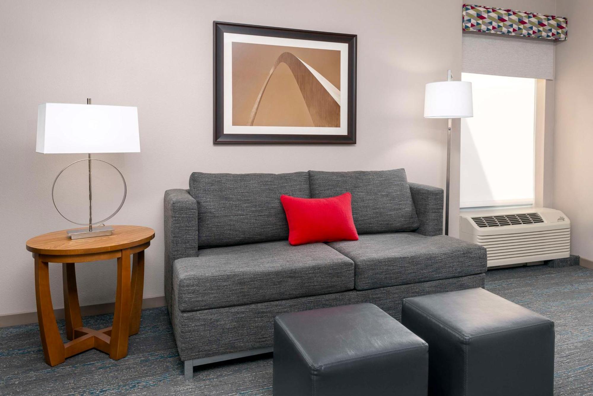 King Studio Suite Sofa Bed Hearing Access or Non-Smoking