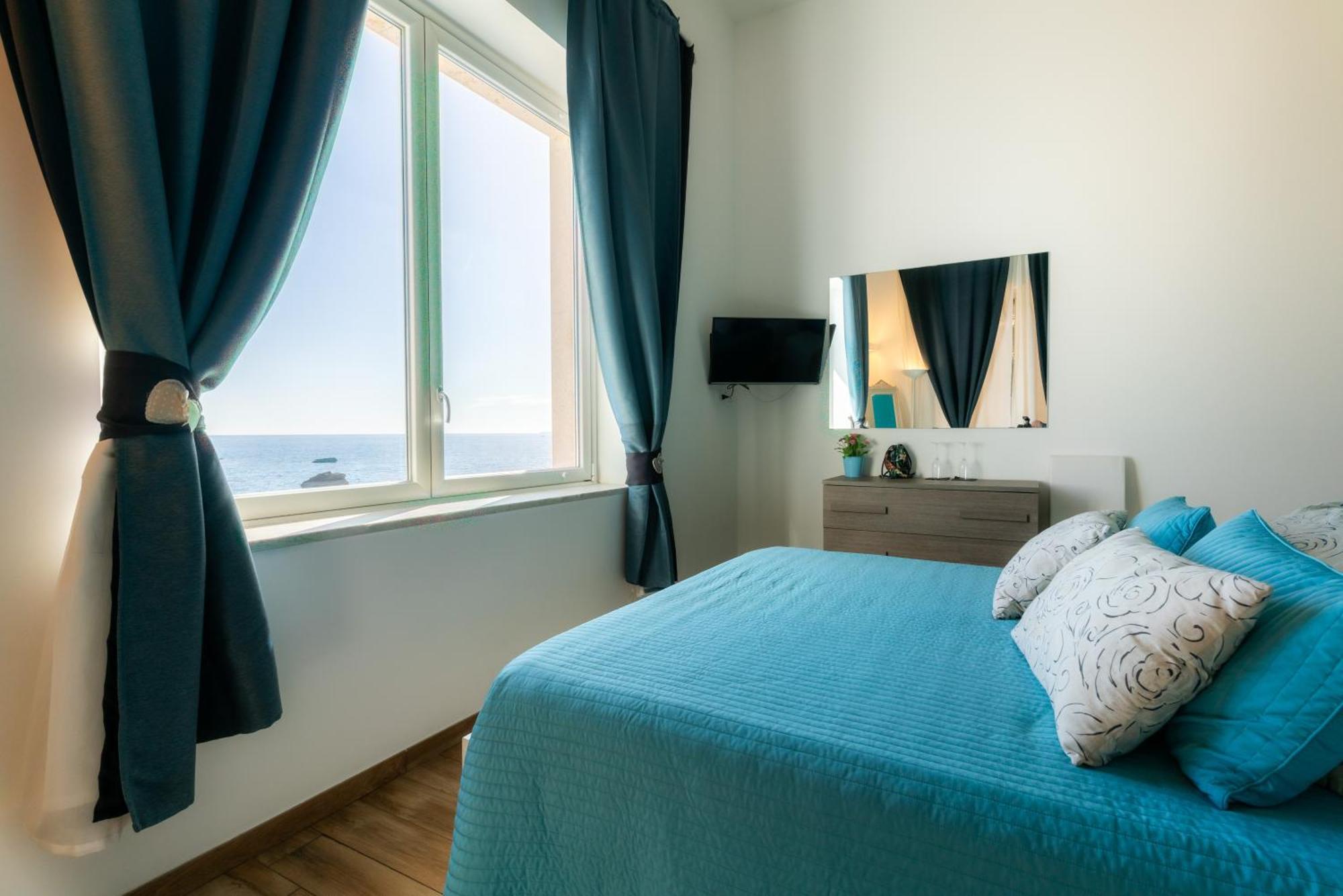 Deluxe Double Room Sea View