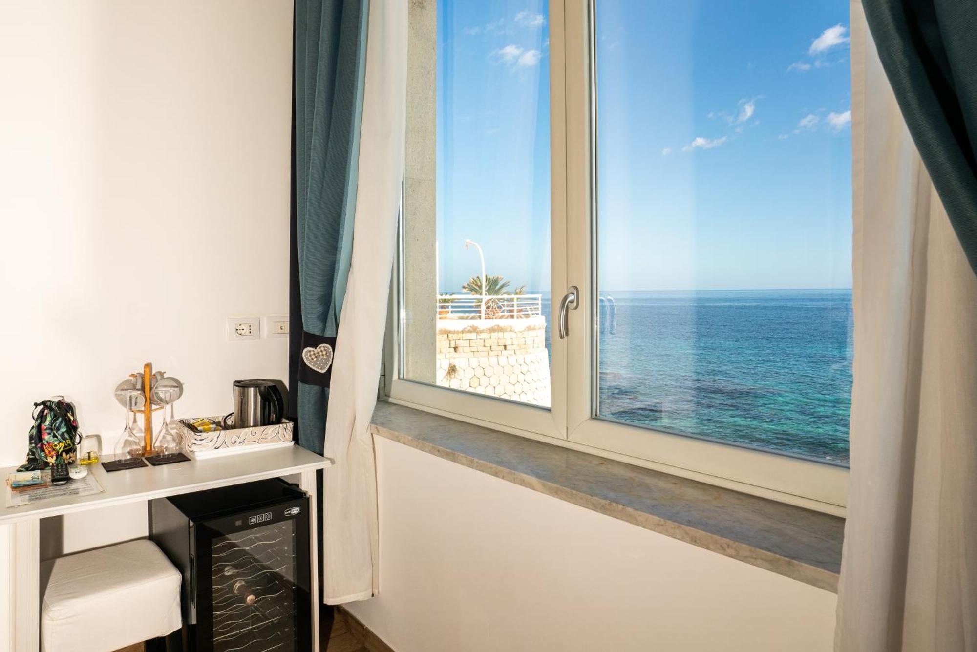 Queen Room Sea View
