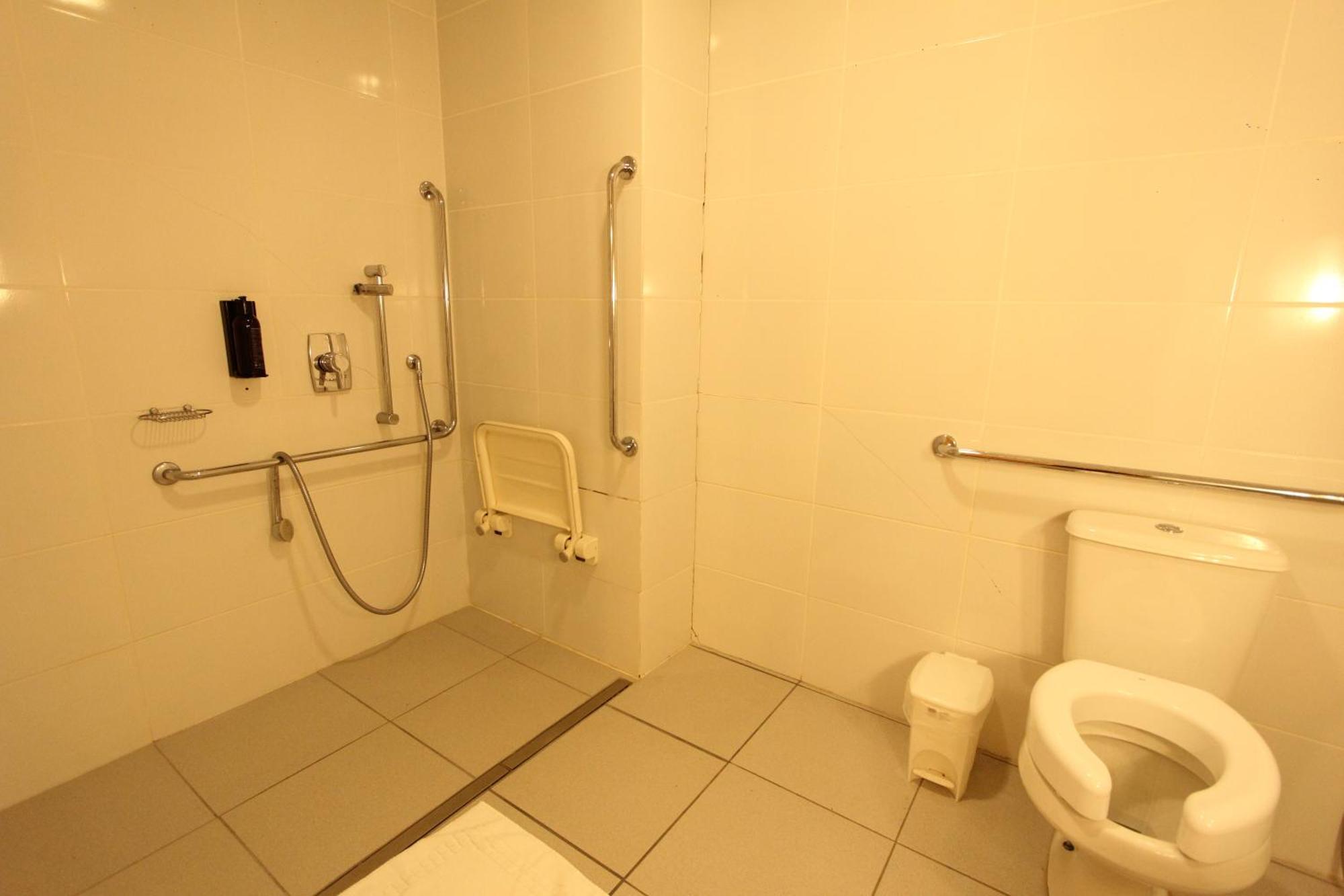 Double Room Disability Access,1589621723:JPEG