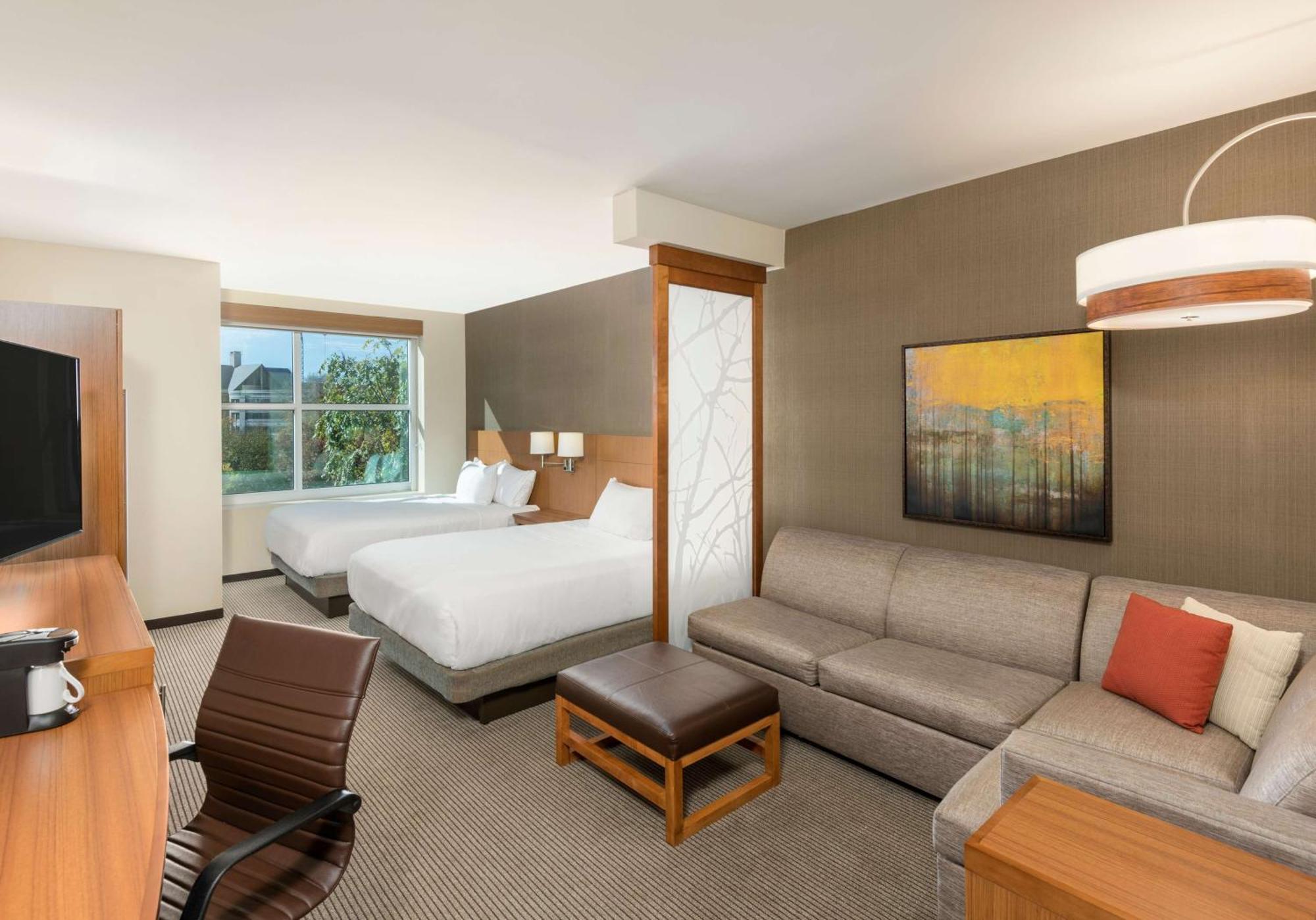 Queen Room Two Queen Beds Accessible Tub Disability Access