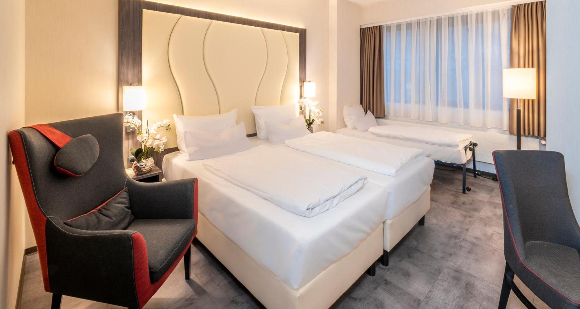 Superior Triple Room One Double One Single Bed