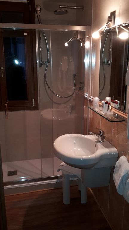 Junior Suite,152969515:JPEG