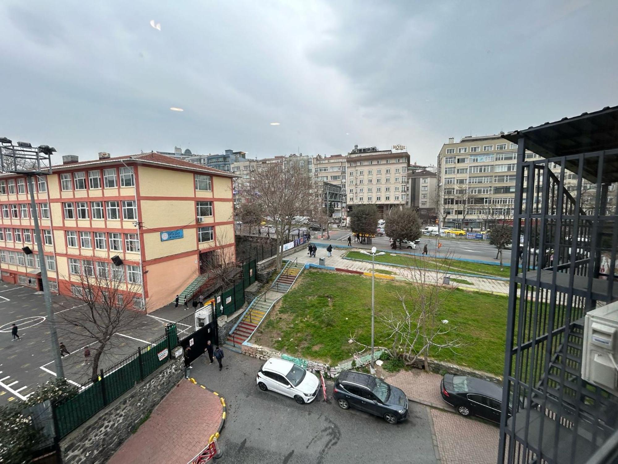 Apartment Garden View