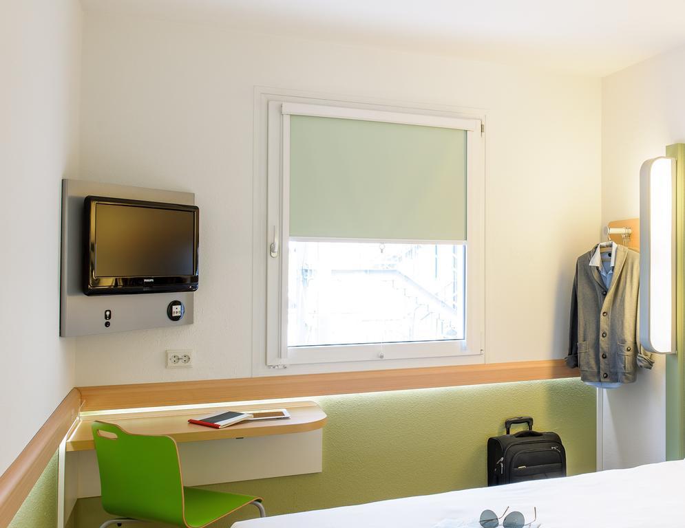 Accessible Room,175893765:JPEG