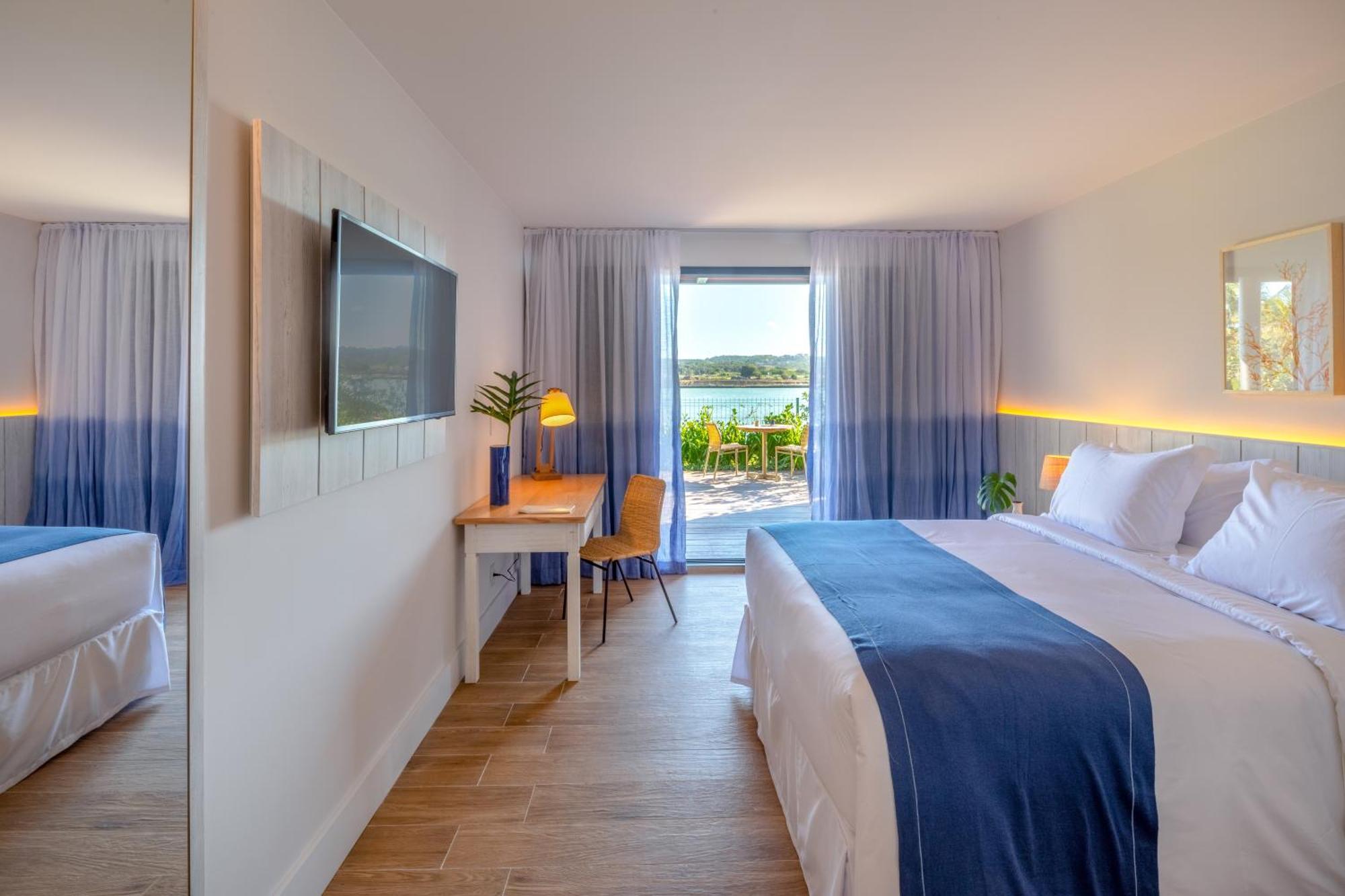 Master Suite Pier View