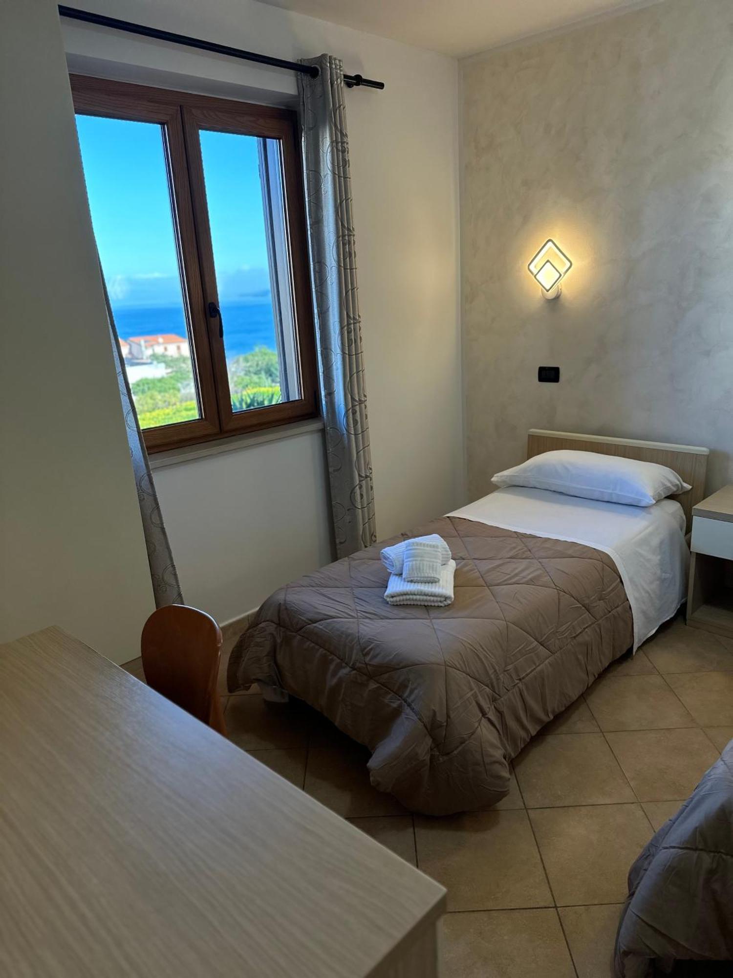 Comfort Triple Room,1515128242:JPEG