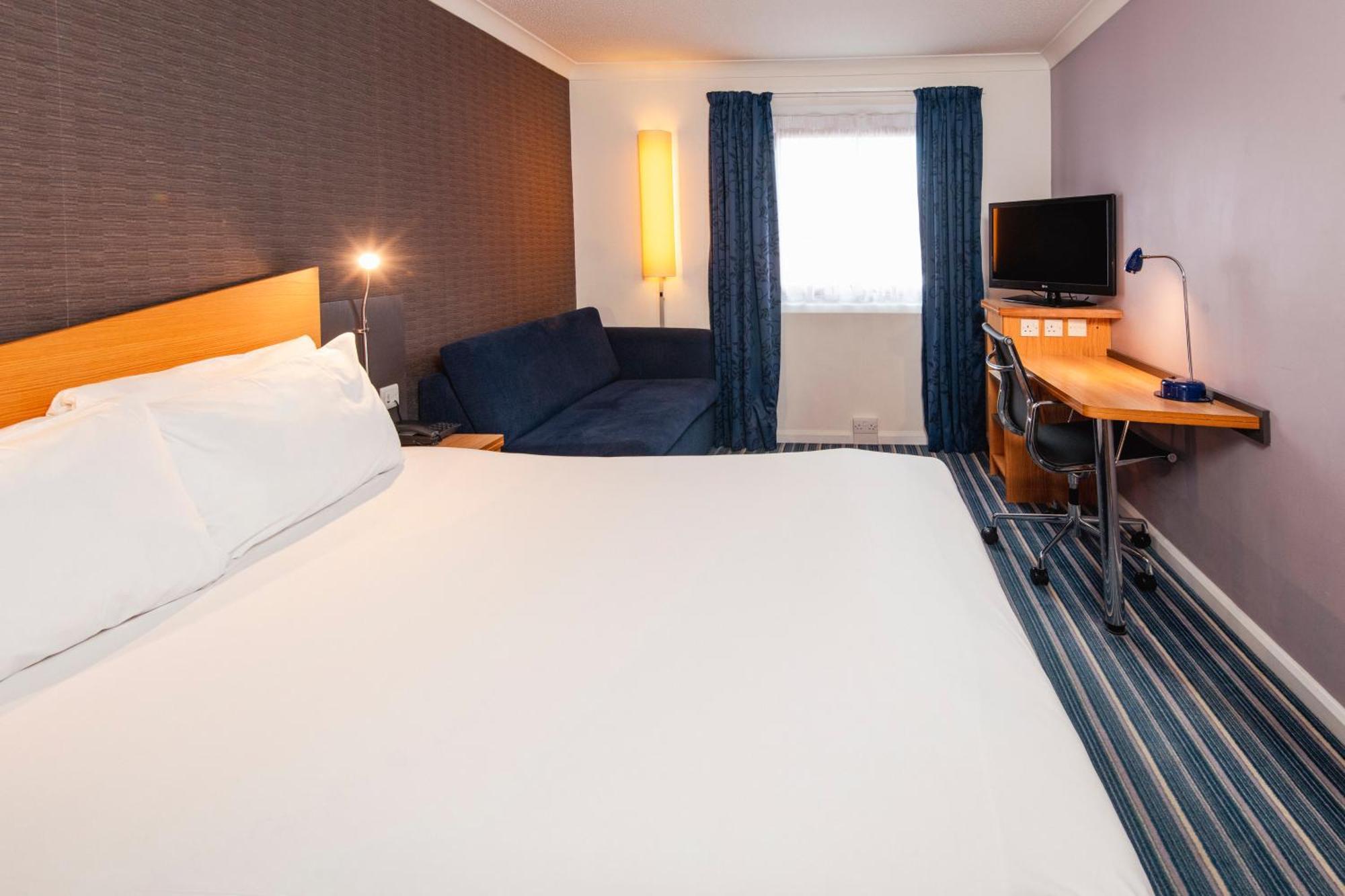 Standard Double Room Hot,1709919070:JPEG