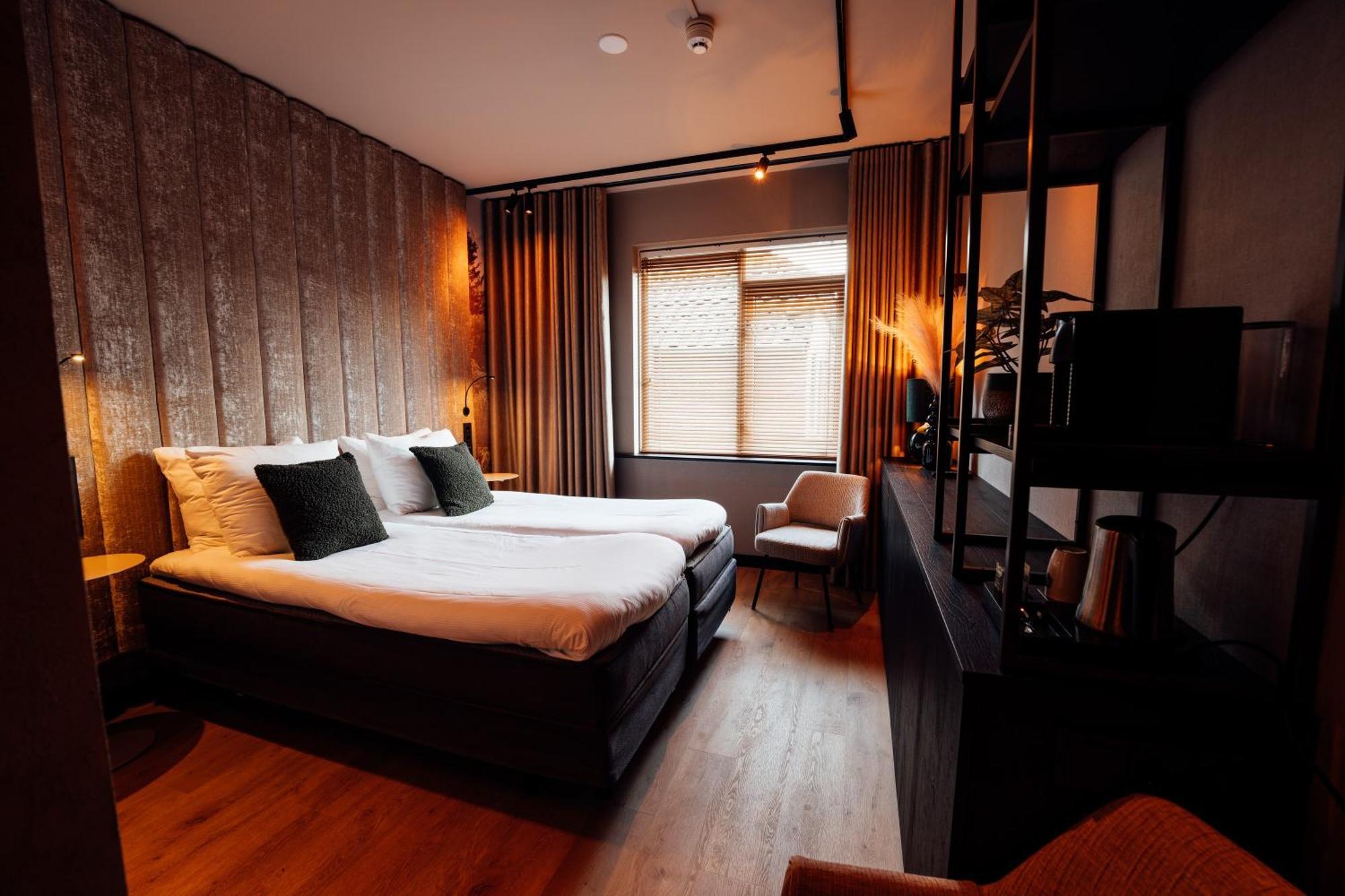 Double or Twin Room,1742575516:JPEG