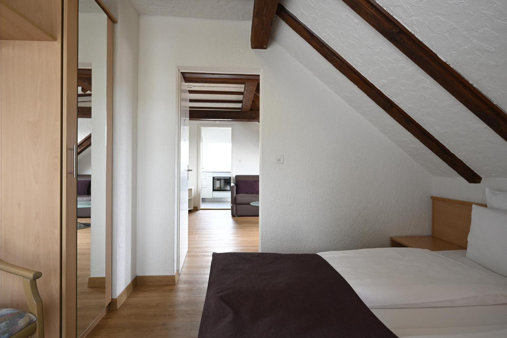 Suite Apartment,1516387798:JPEG
