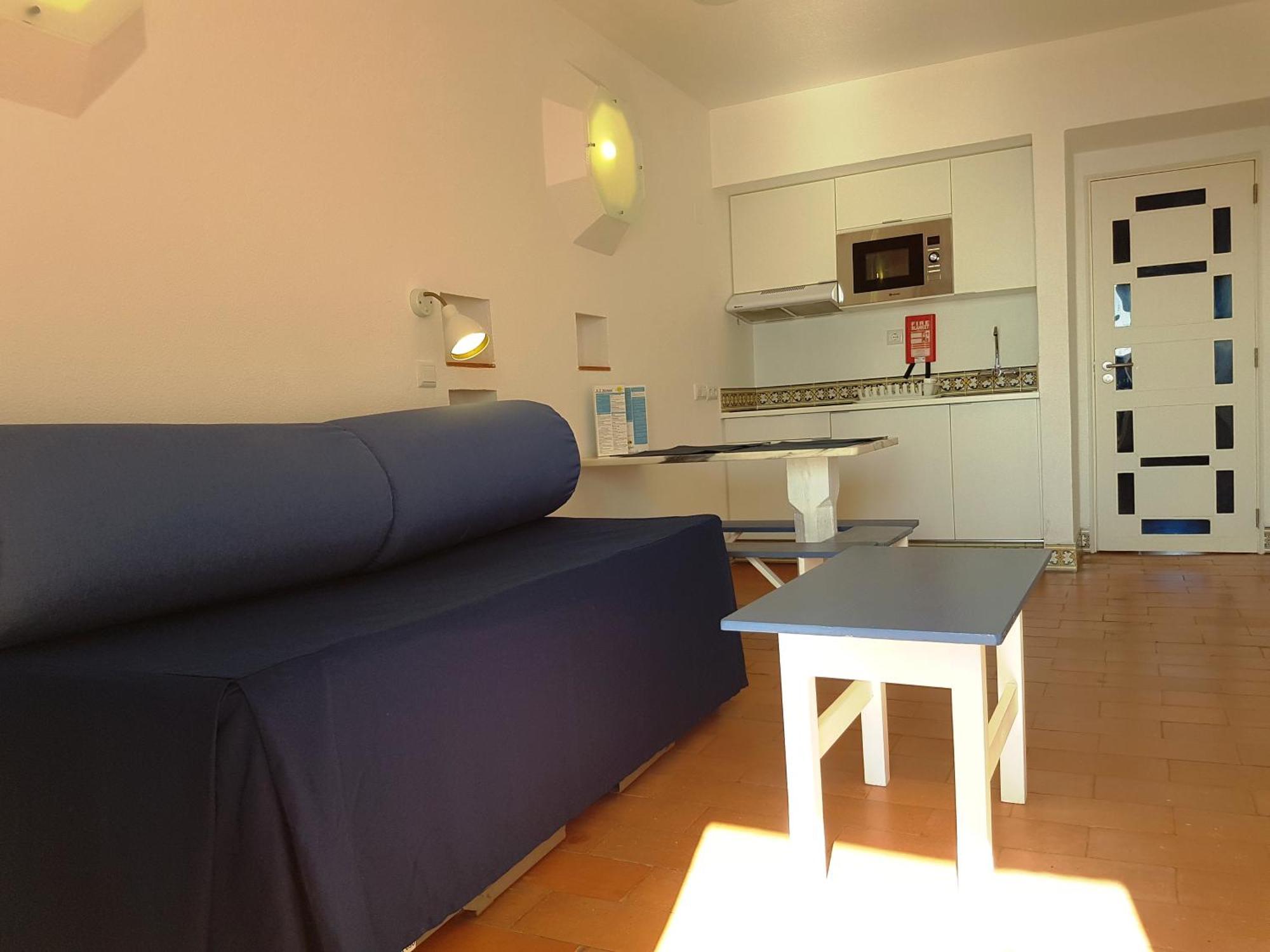 Standard One-Bedroom Apartment,1274404168:JPEG