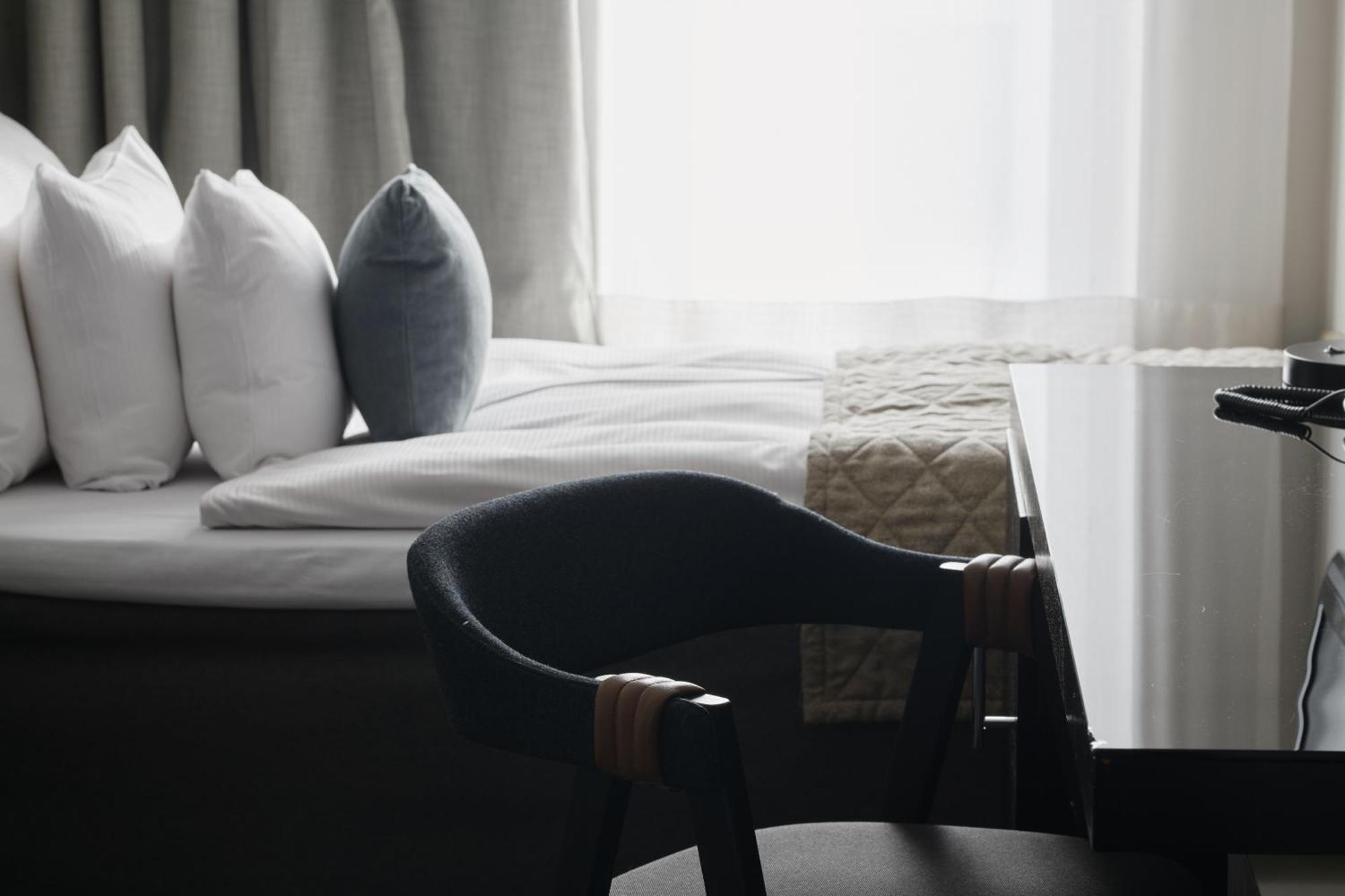 Compact Room