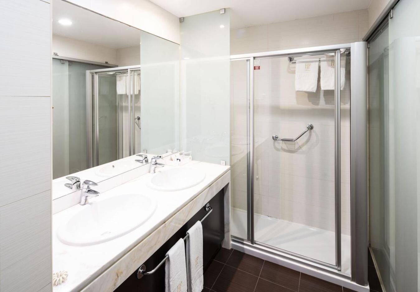 Double or Twin Room Sanctuary View