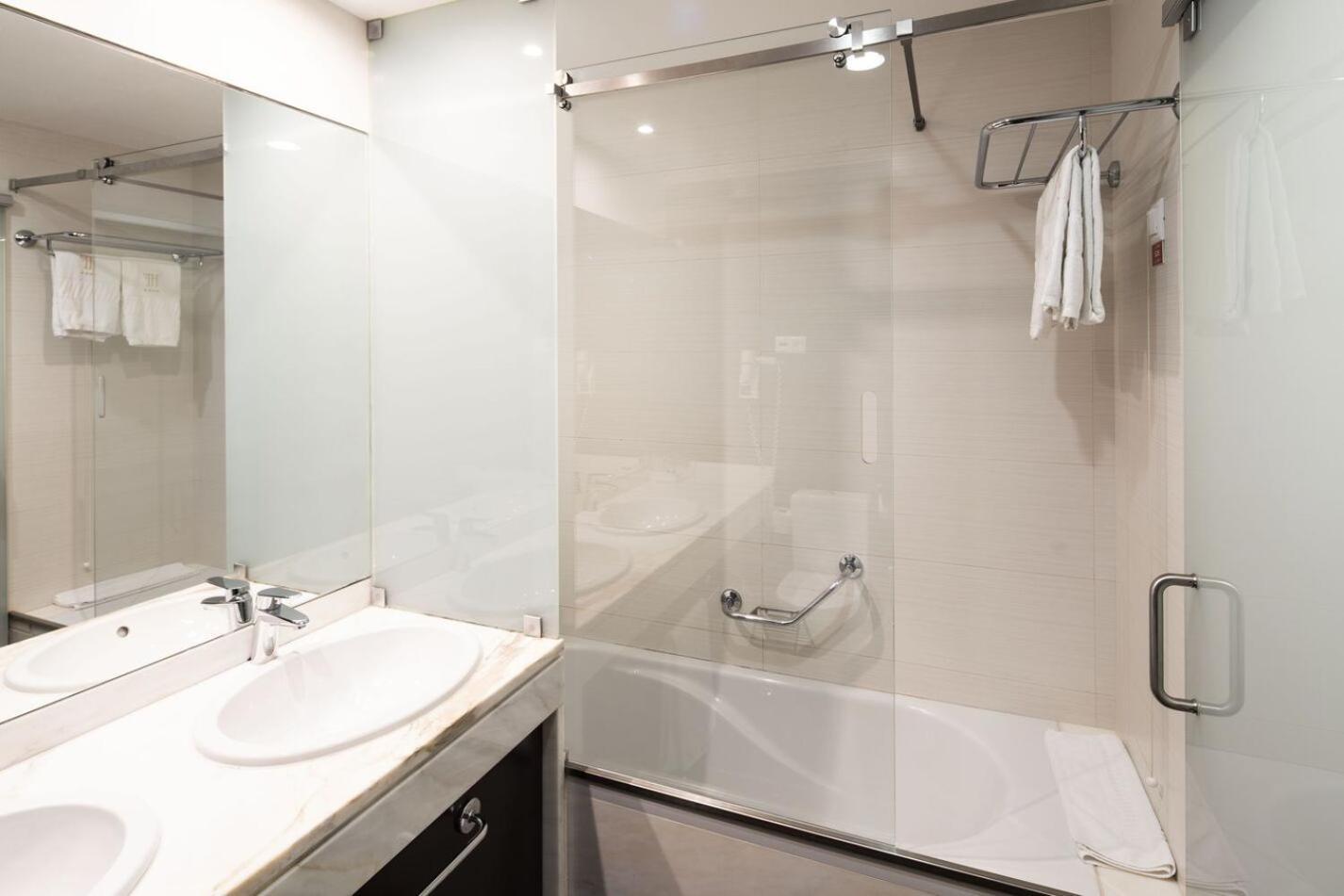 Double or Twin Room Sanctuary View