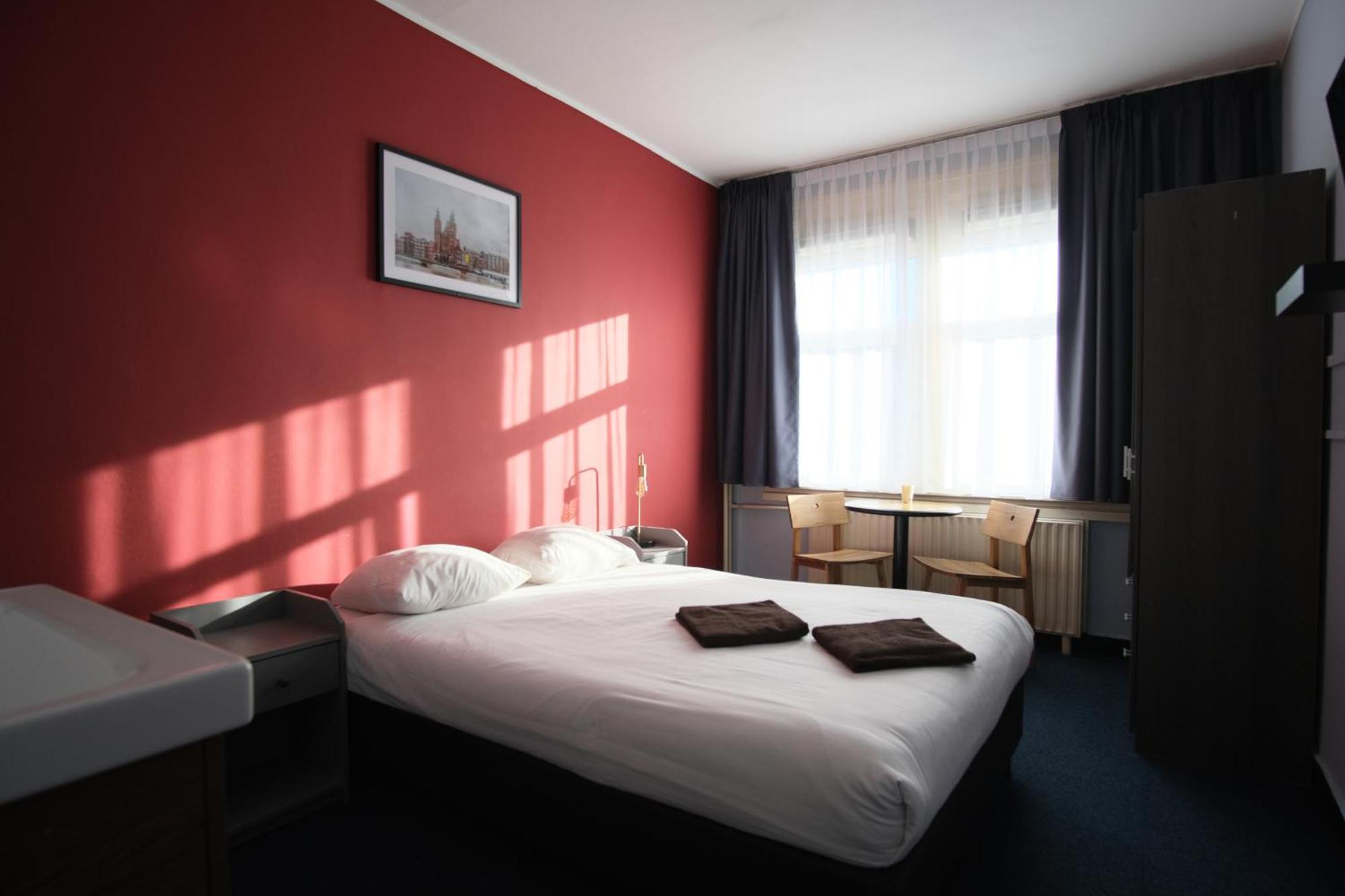 Double Room,1516412443:JPEG