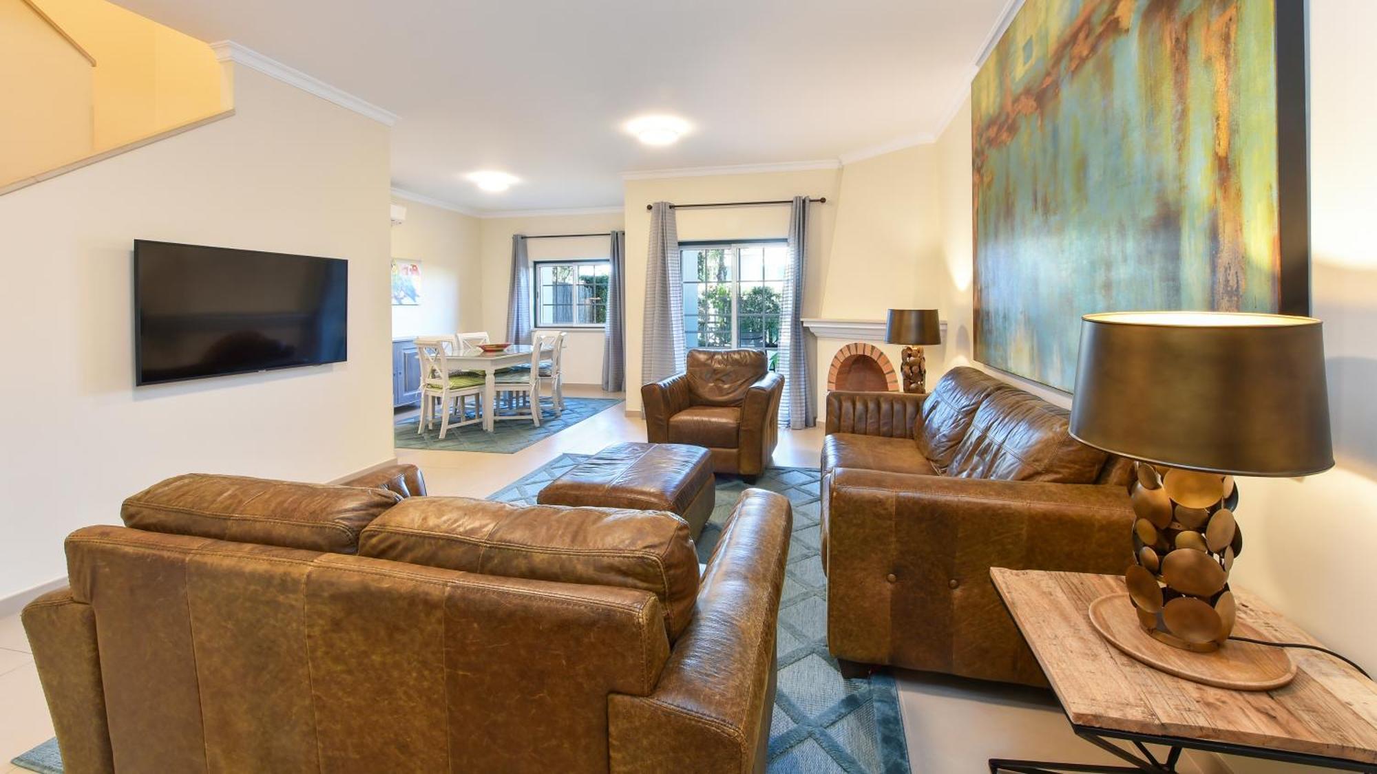 Superior Two-Bedroom Townhouse Pool