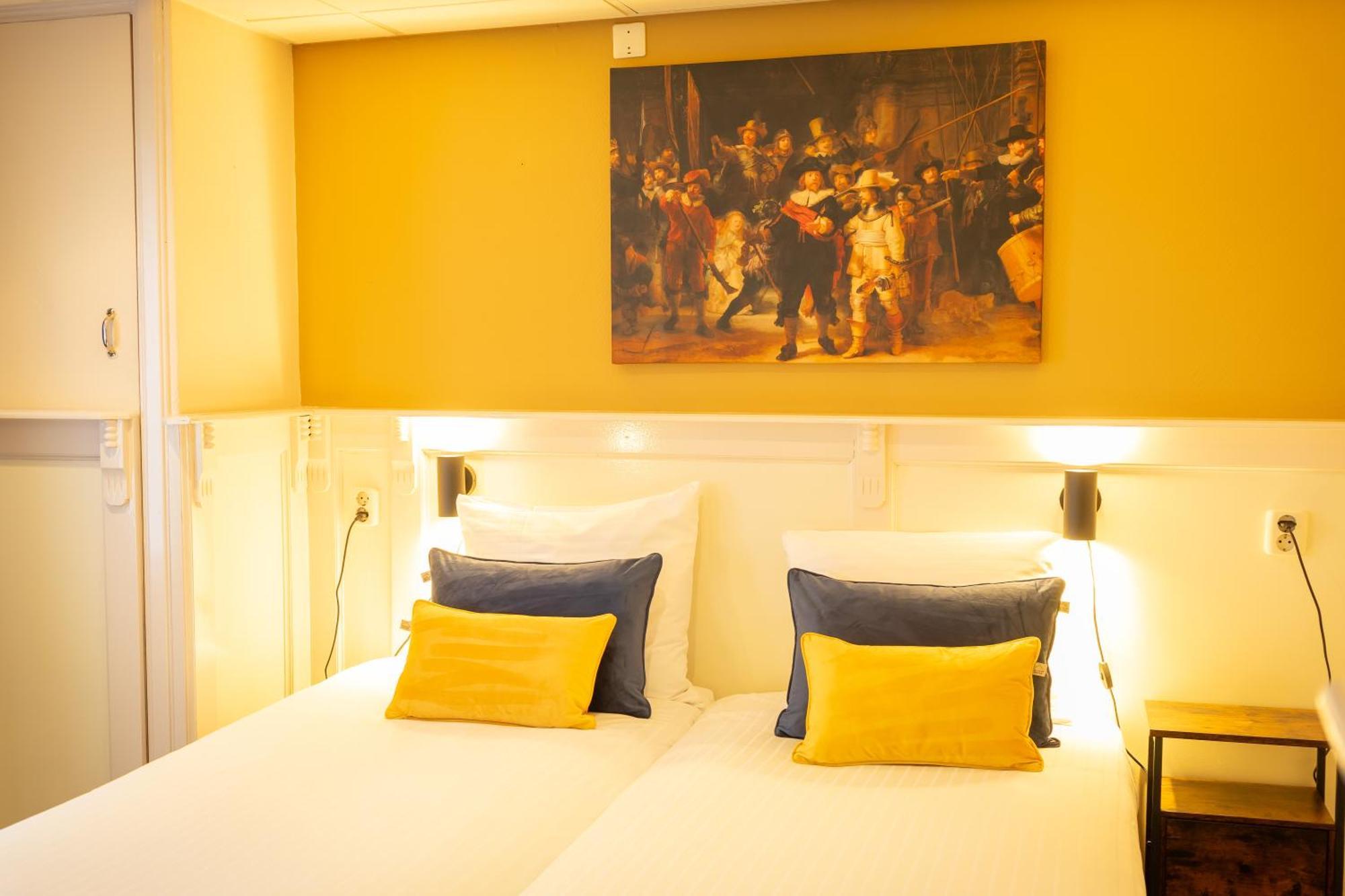 Twin Room City View
