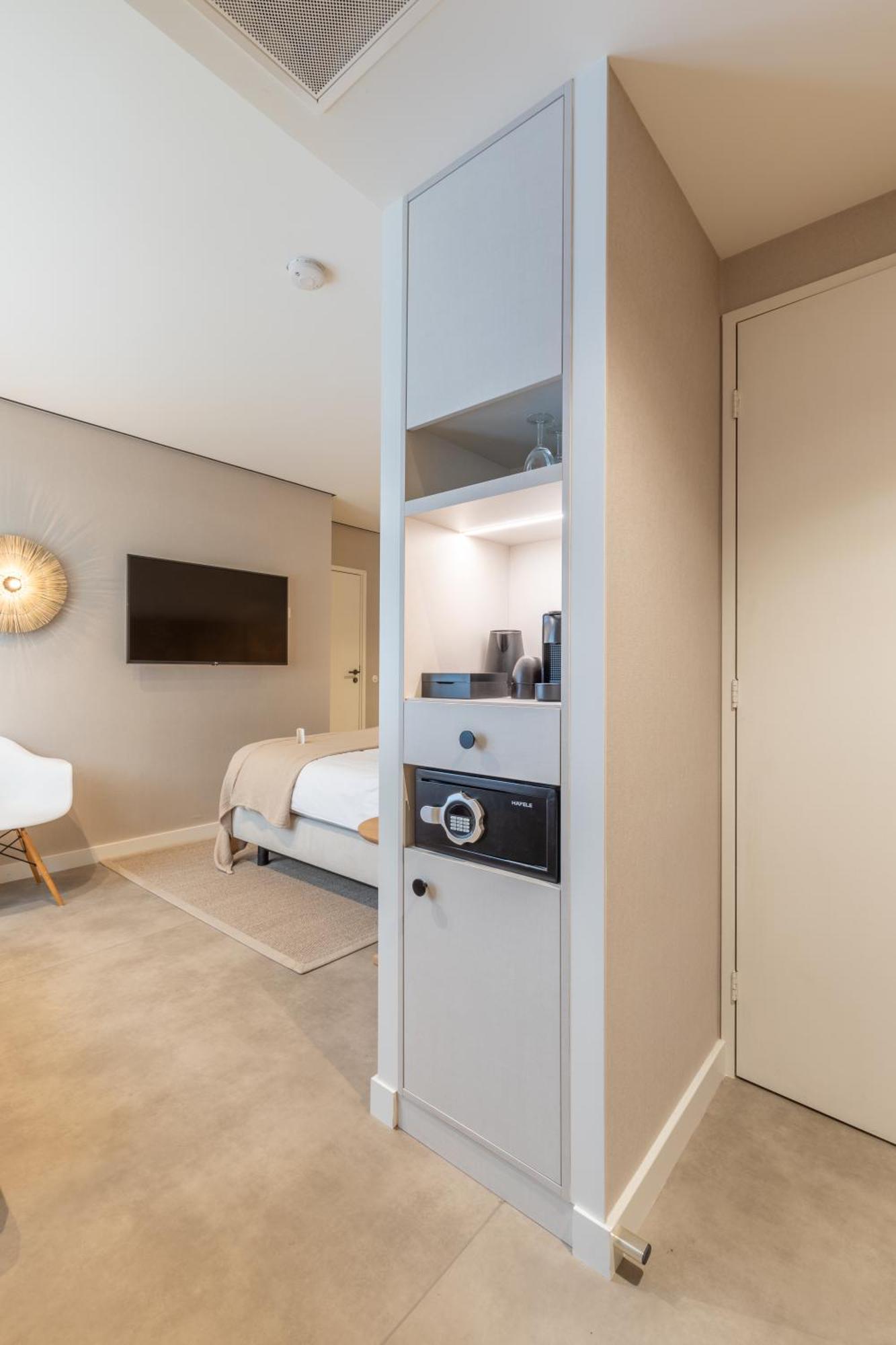 Double Room Private Bathroom