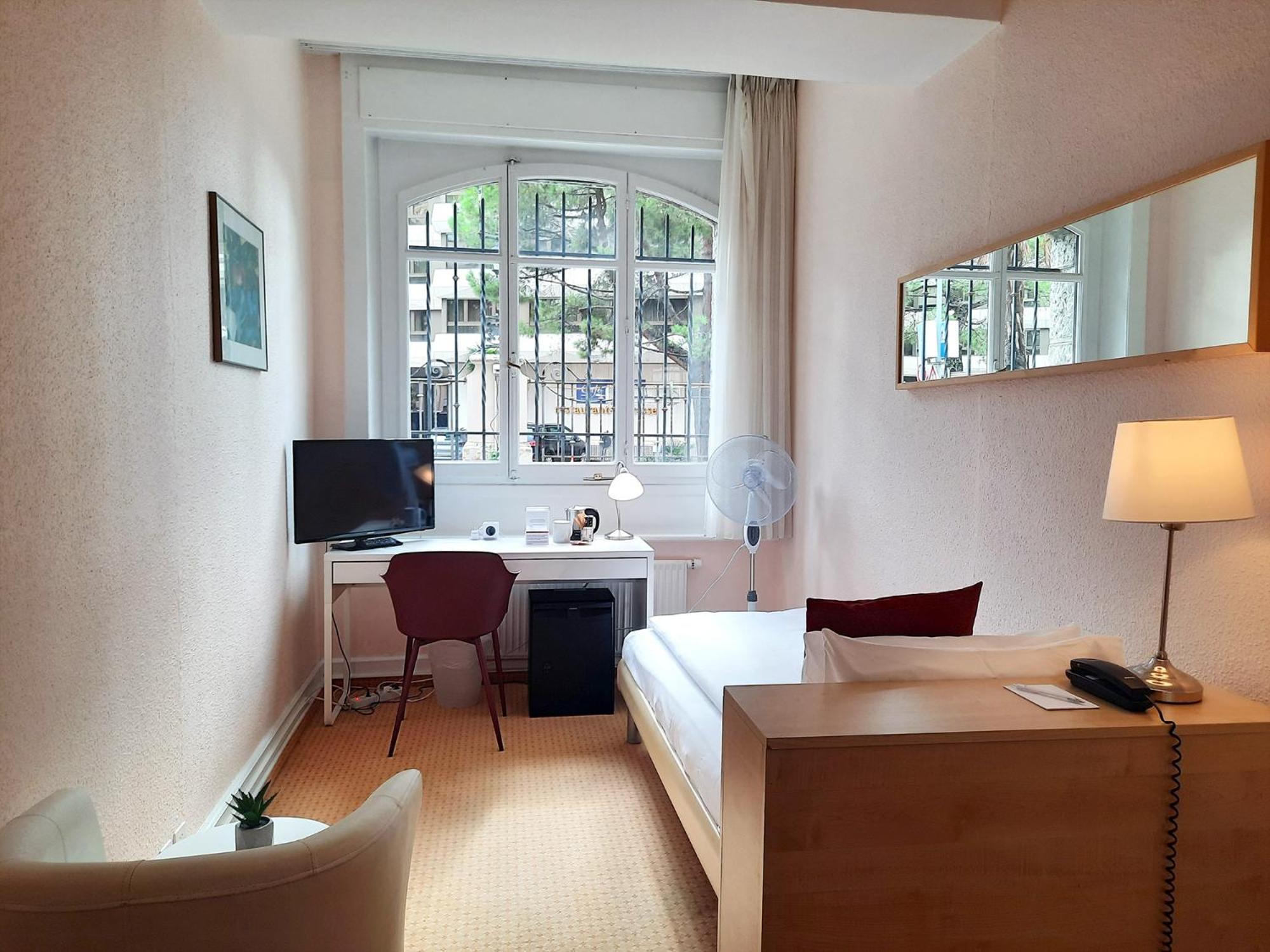 Single Room