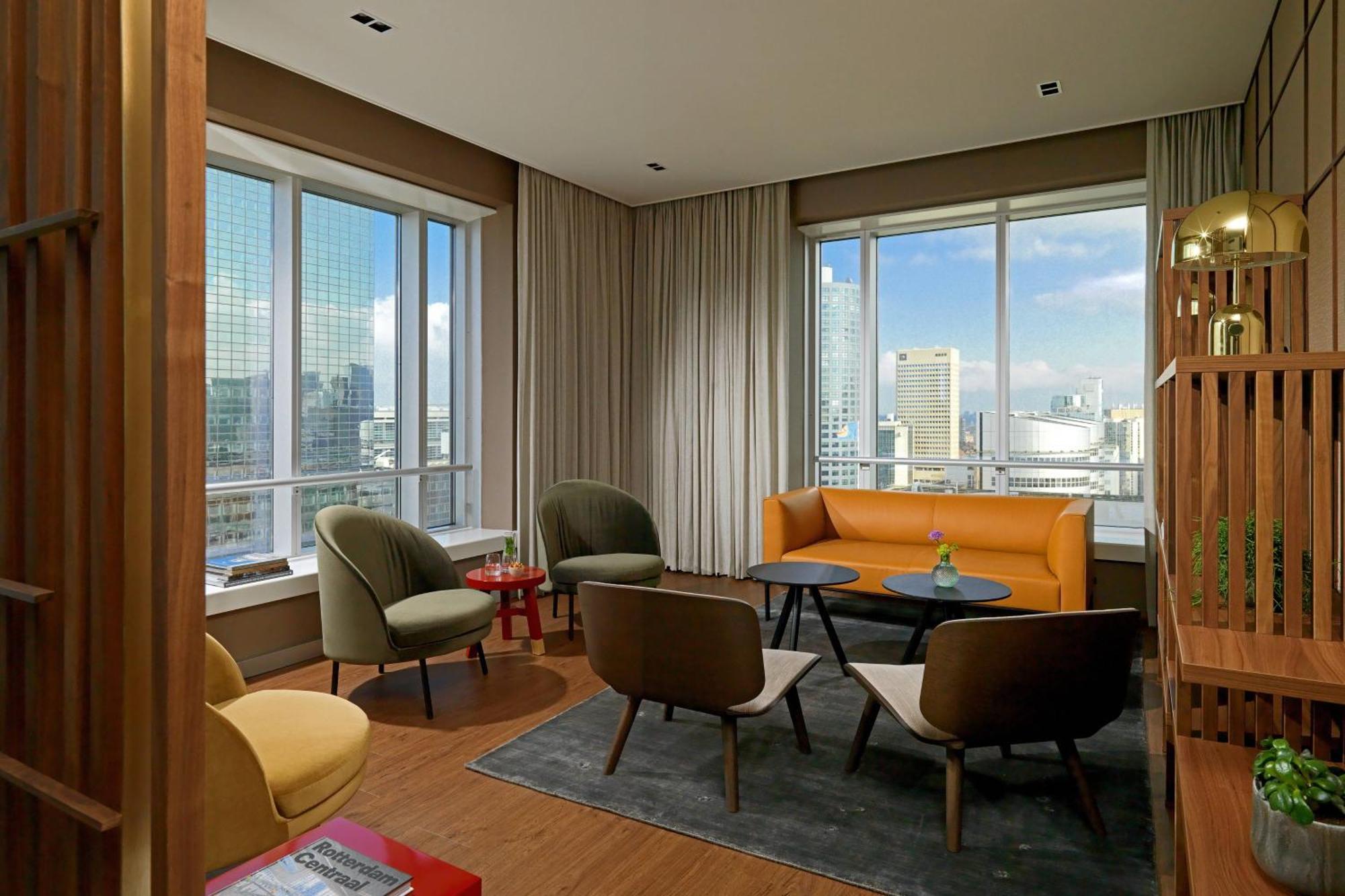 Executive King Room M Club Lounge Access